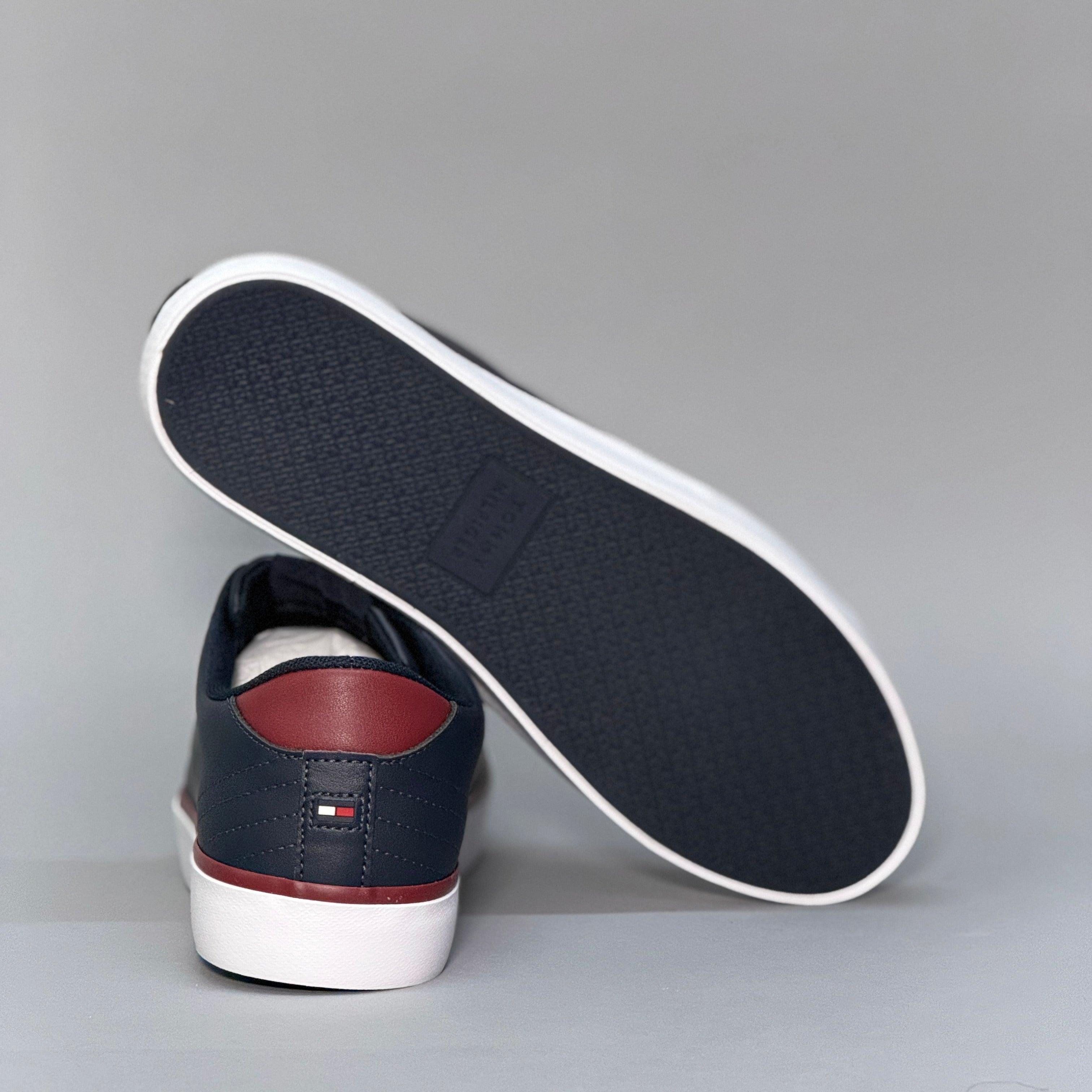 CALZADO HOMBRE TOMMY HILFIGER TH HI VULC CORE LOW LETHER FM0FM05041DW5