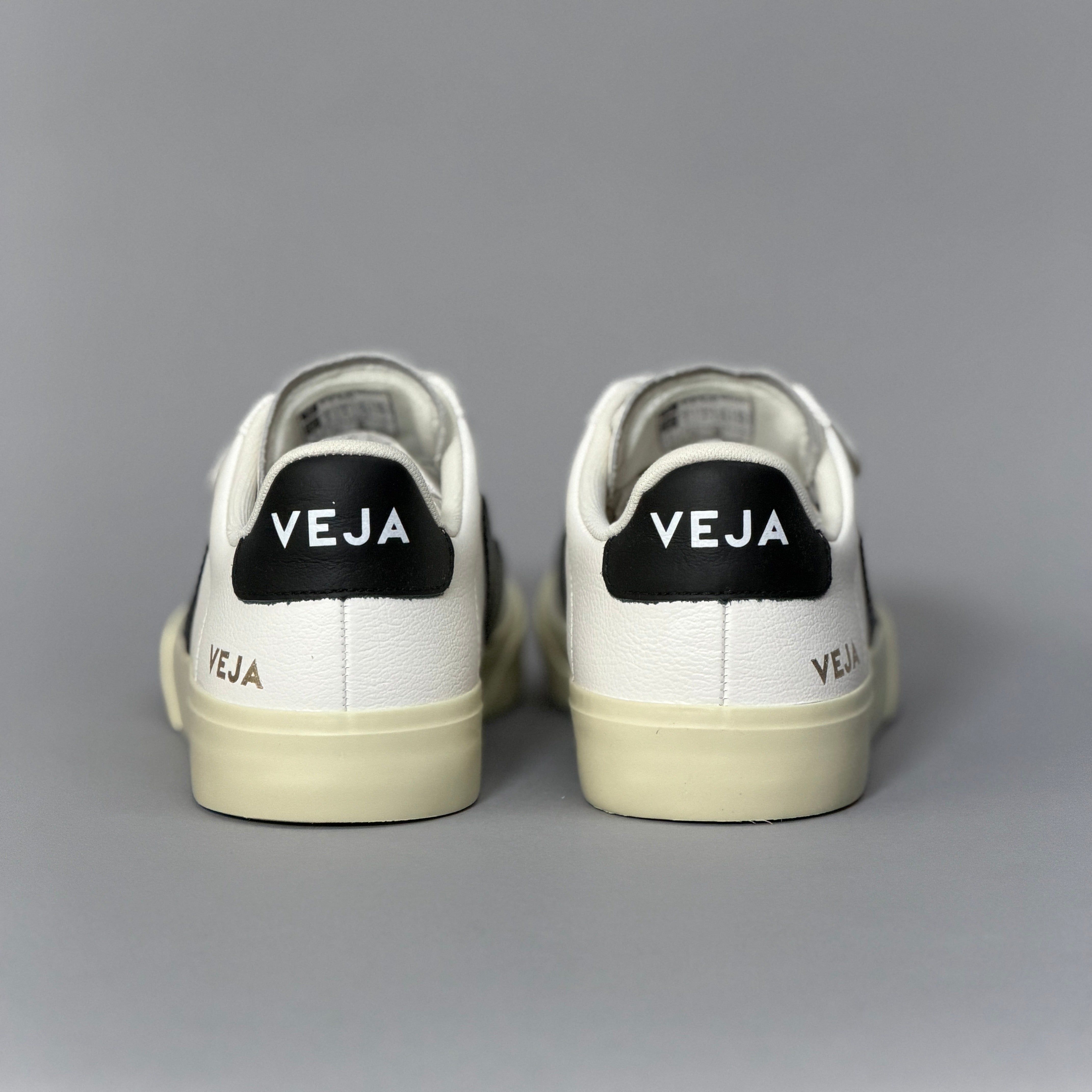 CALZADO MUJER VEJA RECIFE LOGO LEATHER RC0502790A