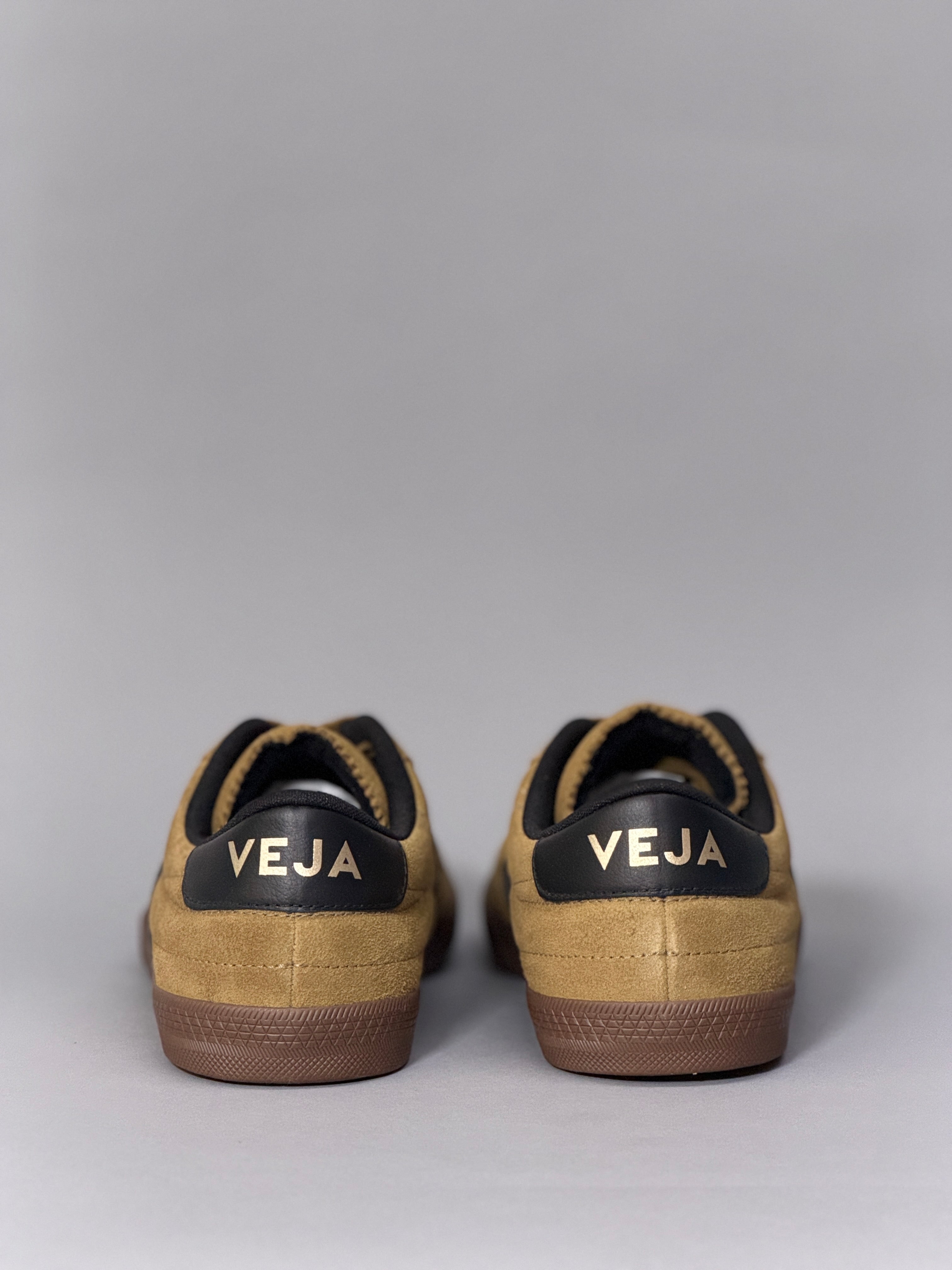 CALZADO HOMBRE VEJA PANENKA SUEDE FU0320899B