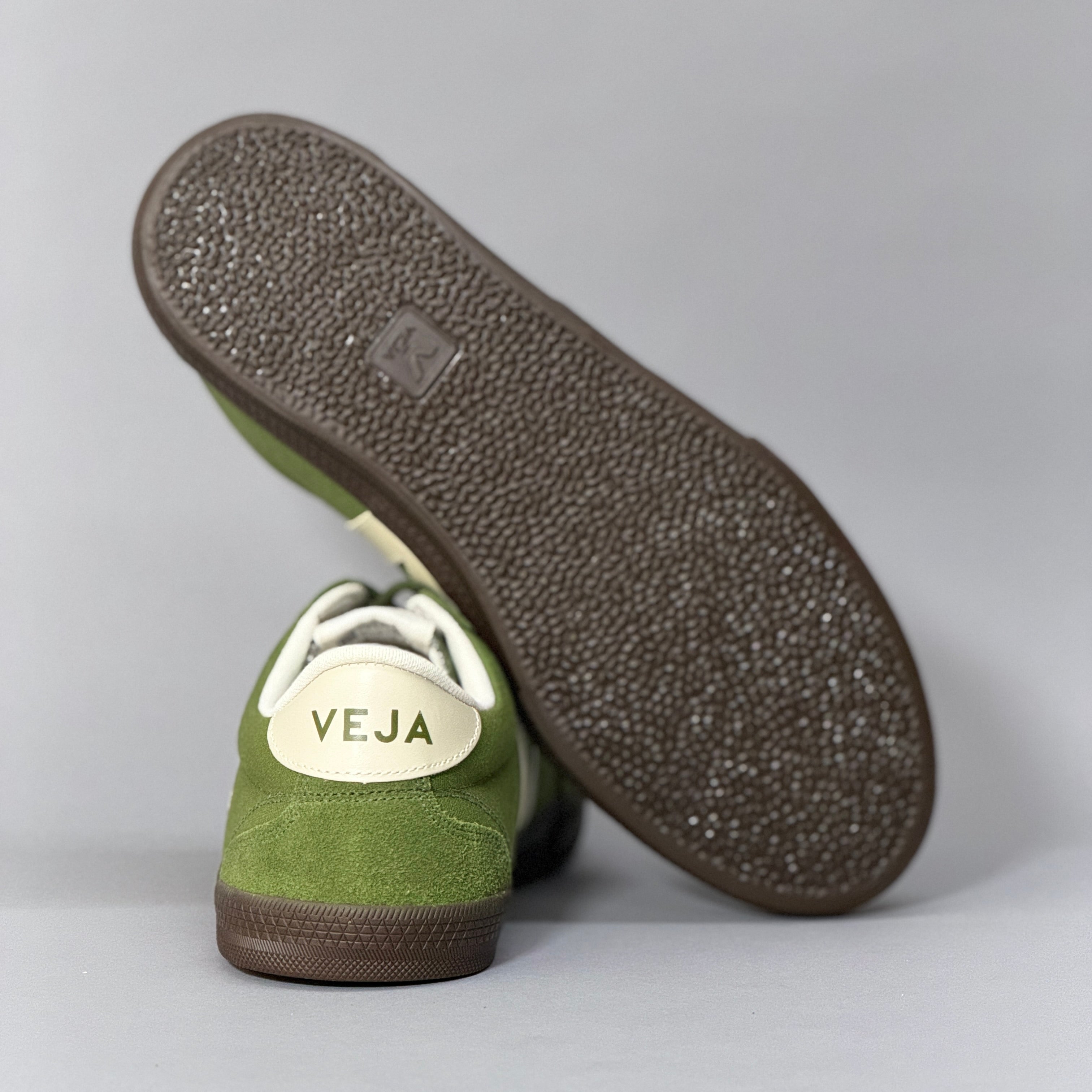 CALZADO HOMBRE VEJA VOLLEY CANVAS VO0121474B