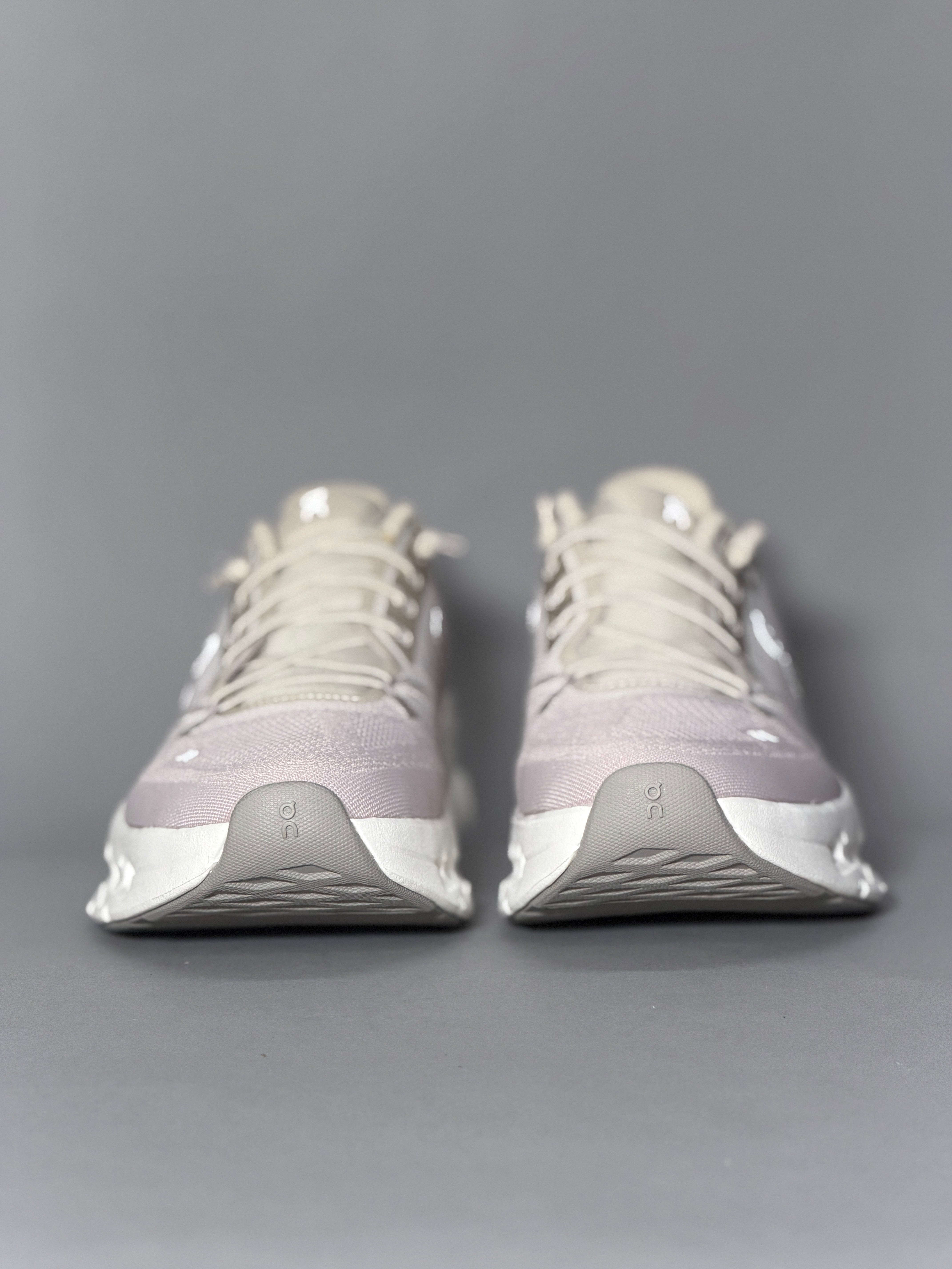 CALZADO ON RUNNING MUJER CLOUDTILT 3WE10054161