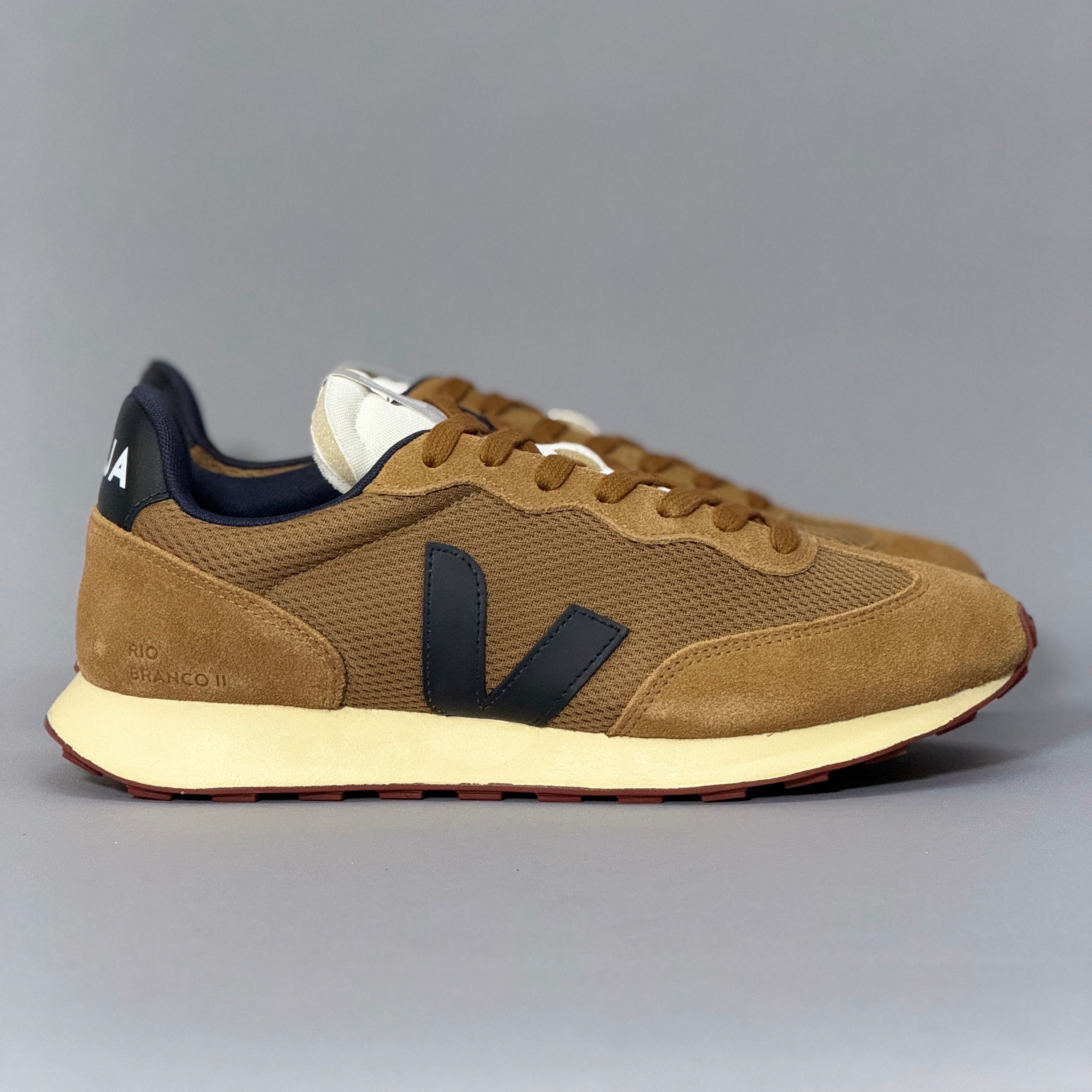 CALZADO HOMBRE VEJA RIO BRANCO II ALVEOMESH RO1820821B