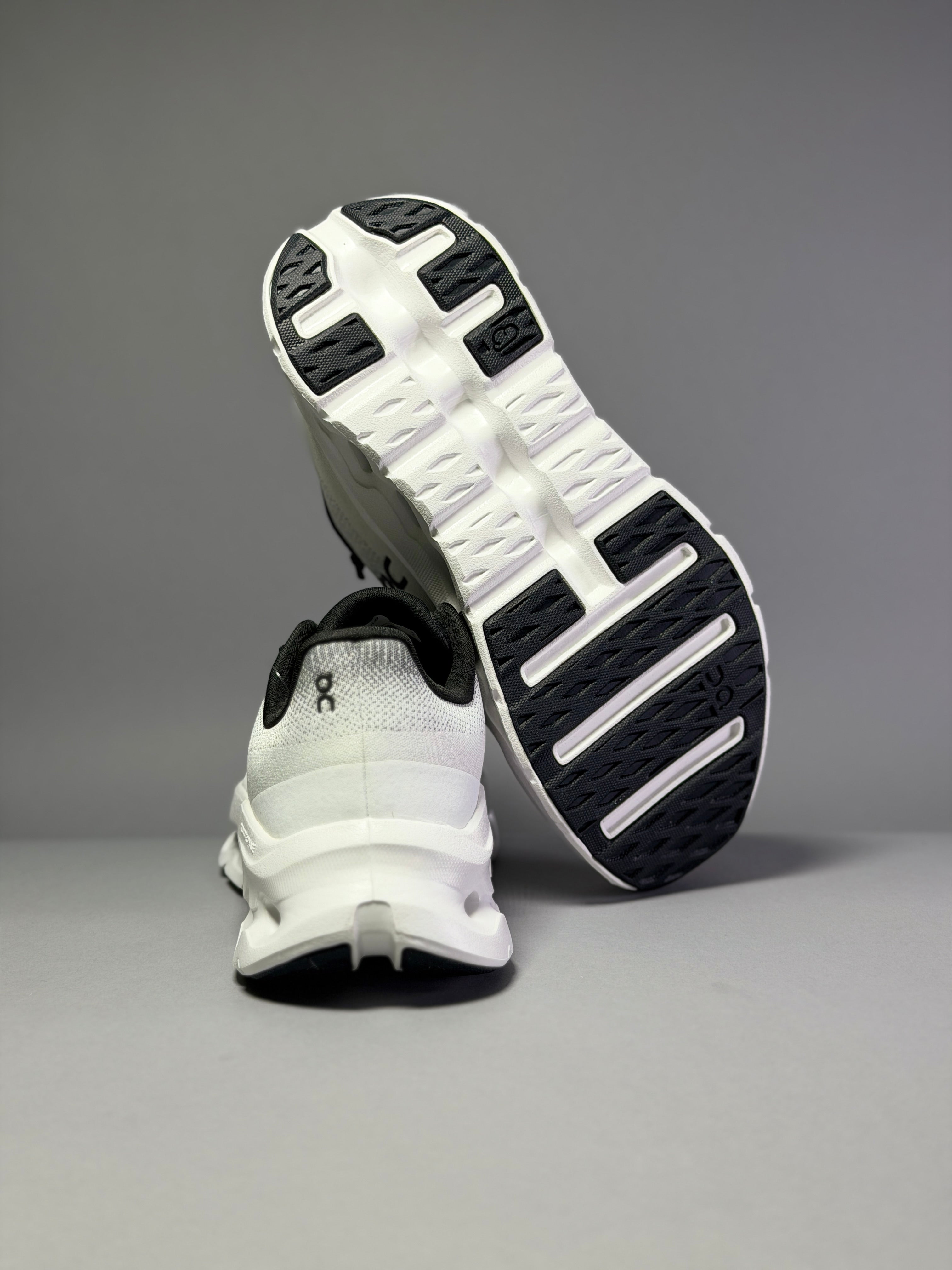 ON RUNNING CLOUDTILT 3ME10101430 HOMBRE