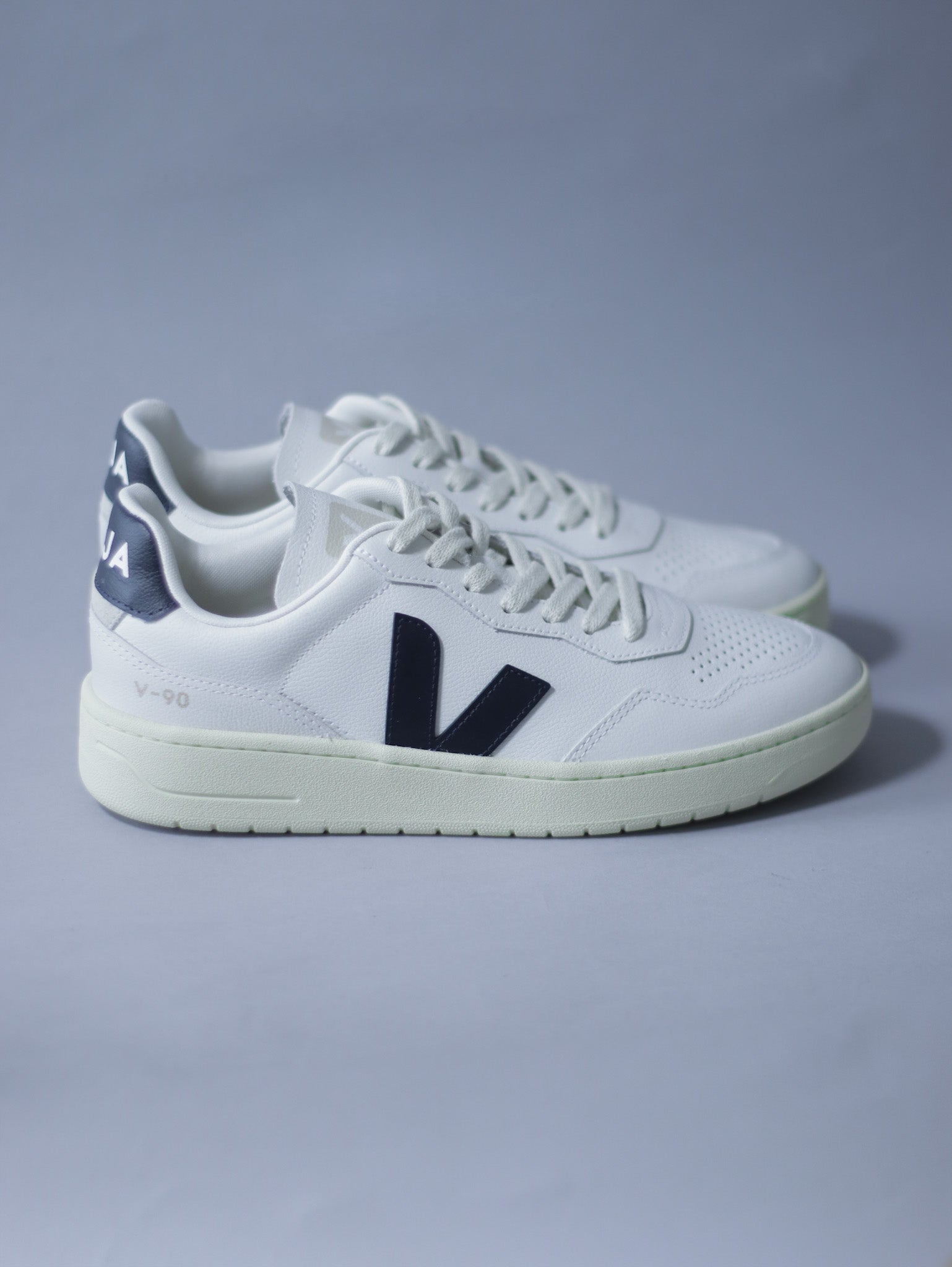 Calzado VEJA V-90 OT LEATH