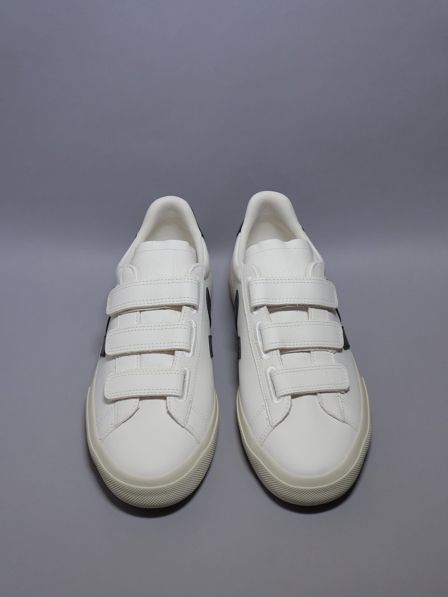 CALZADO HOMBRE VEJA RECIFE LOGO LEATHER RC0502790B