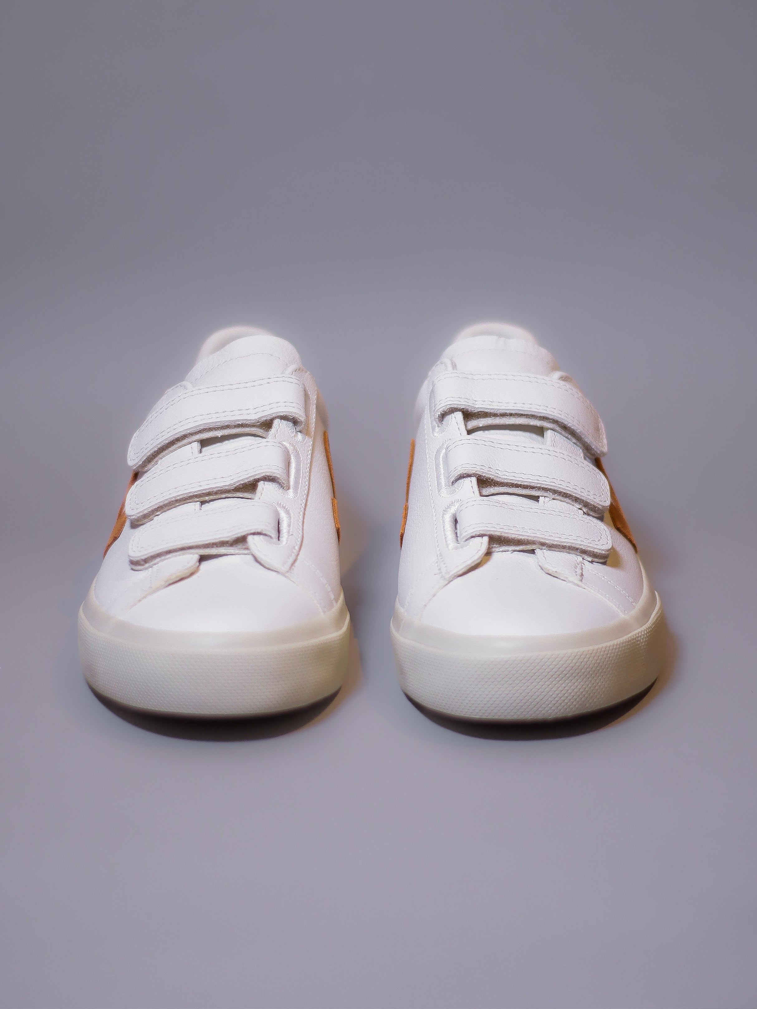 CALZADO MUJER VEJA RECIFE LOGO CHROMEFREE LATI RC0503885A