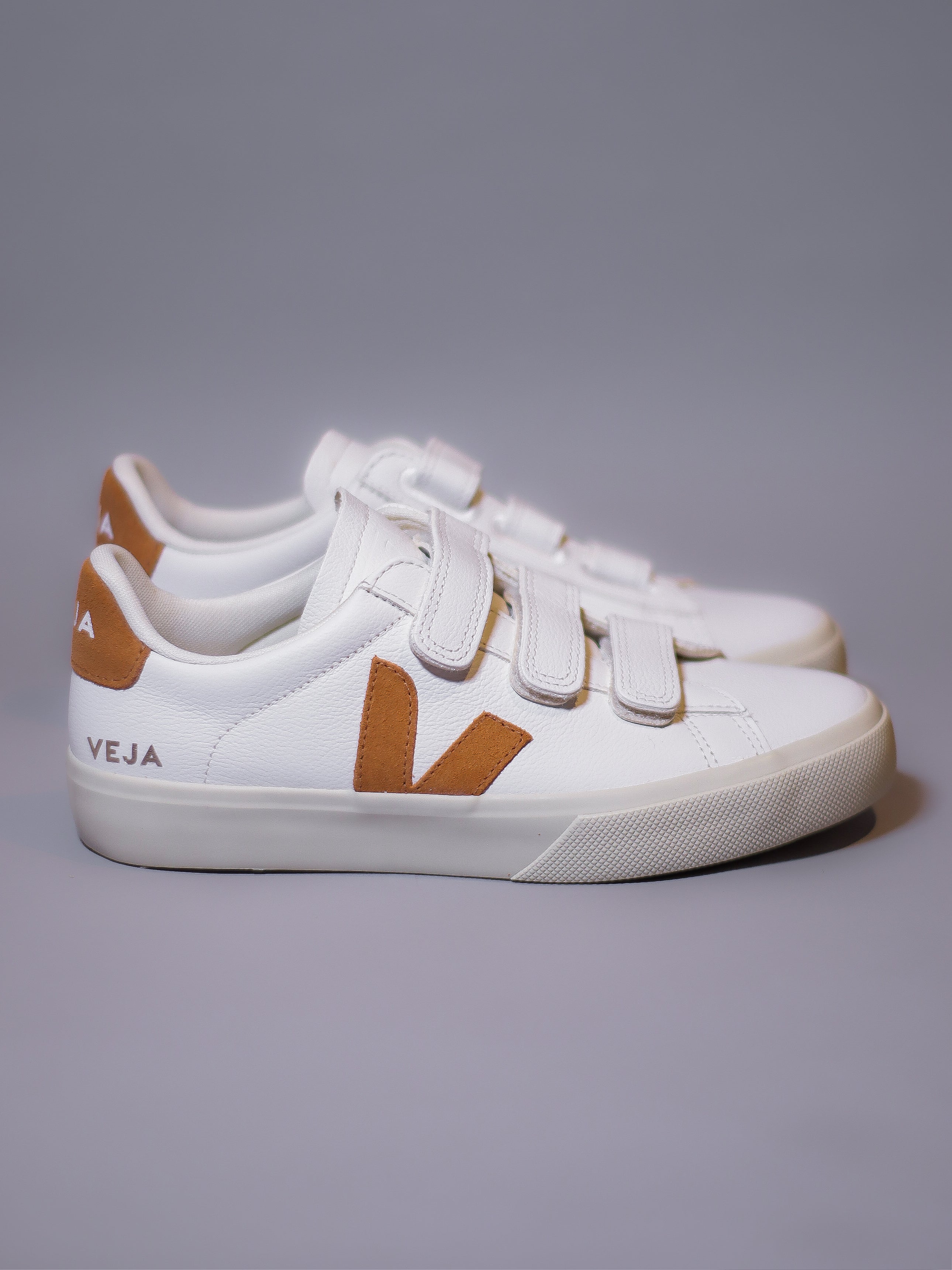 Calzado VEJA RECIFE LEATHER WHITE UMBER