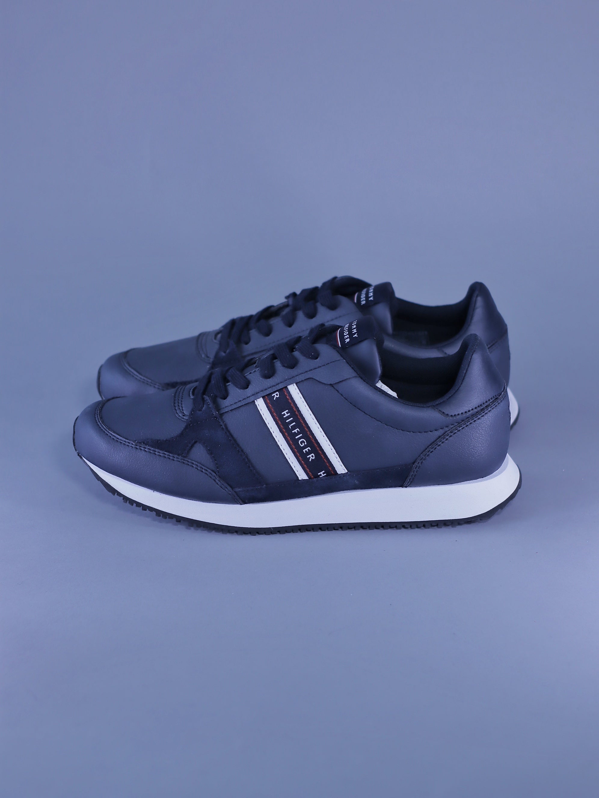 TENIS TOMMY HILFIGER RUNNER LO LEATHER STRIPE