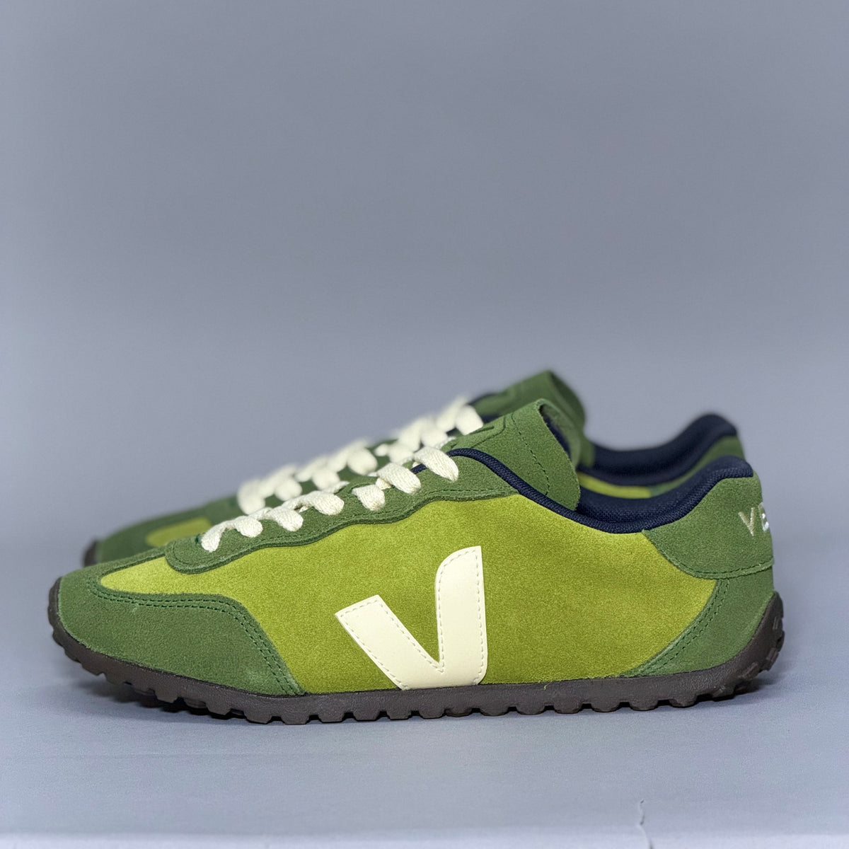 CALZADO MUJER VEJA GT SUEDE DETOX_CALCAIRE AI0321658A