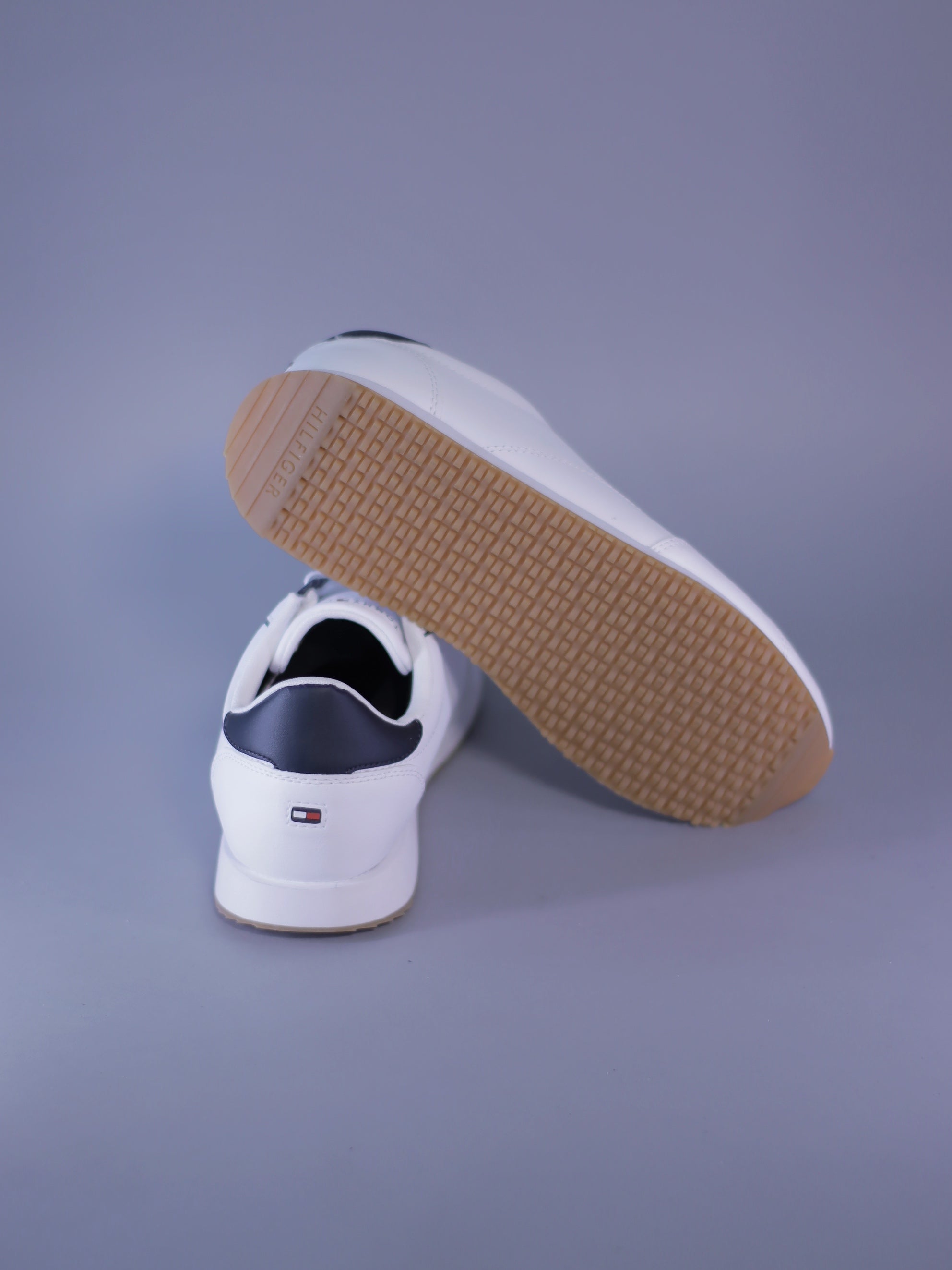 TENIS TOMMY HILFIGER RUNNER LO LEATHER