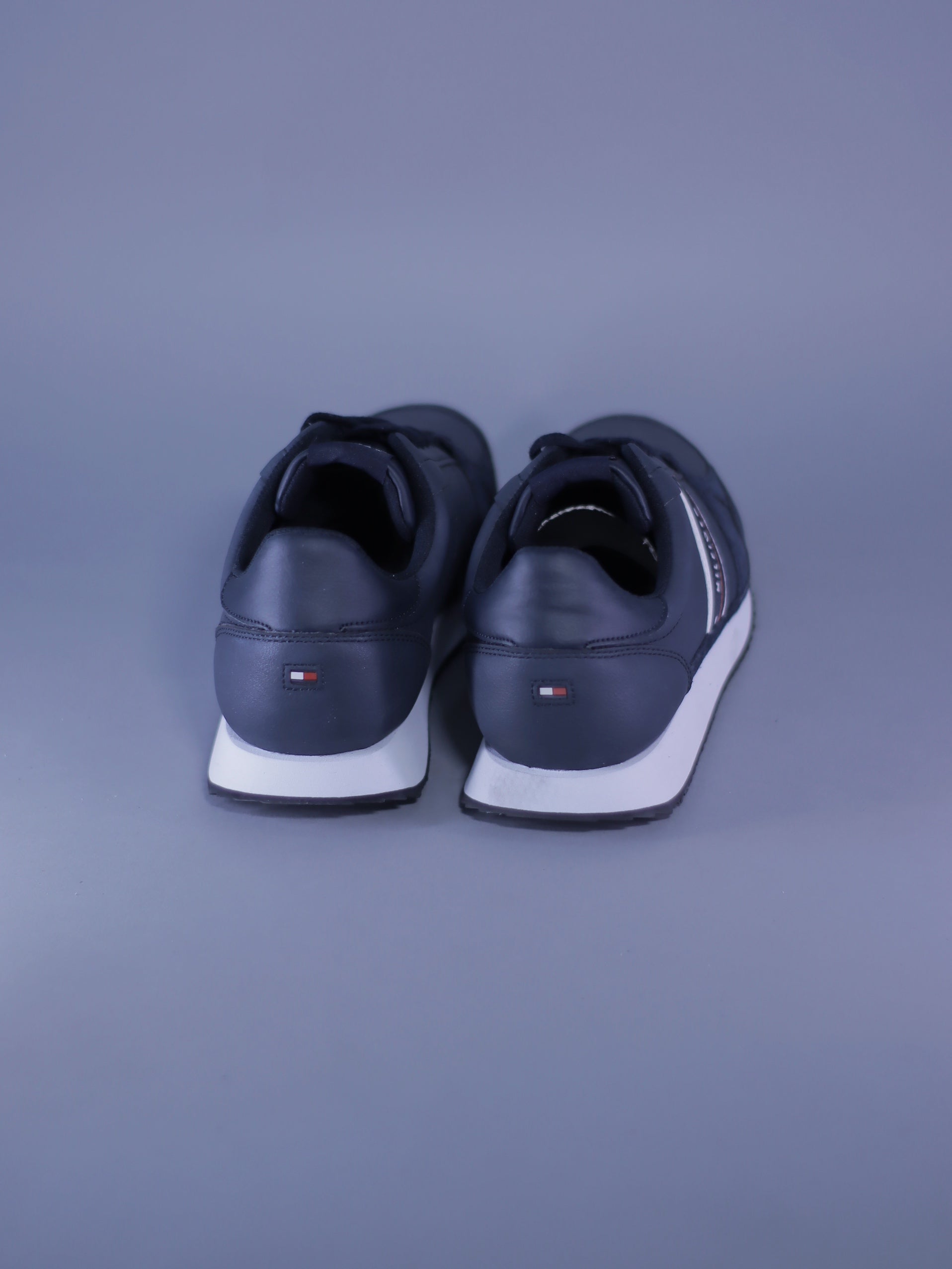 TENIS TOMMY HILFIGER RUNNER LO LEATHER STRIPE