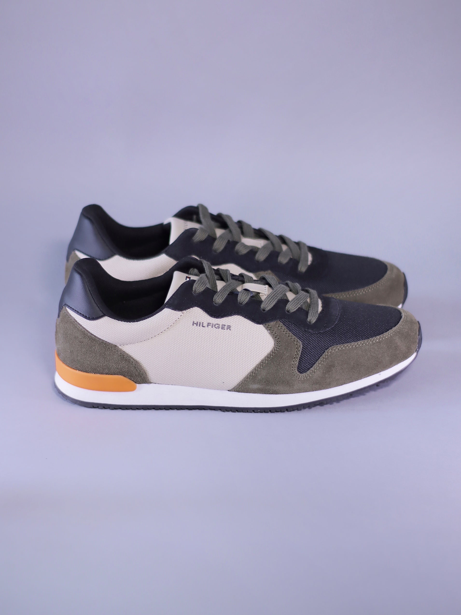 TENIS TOMMY HILFIGER ICONIC MATERIAL MIX RUNNER