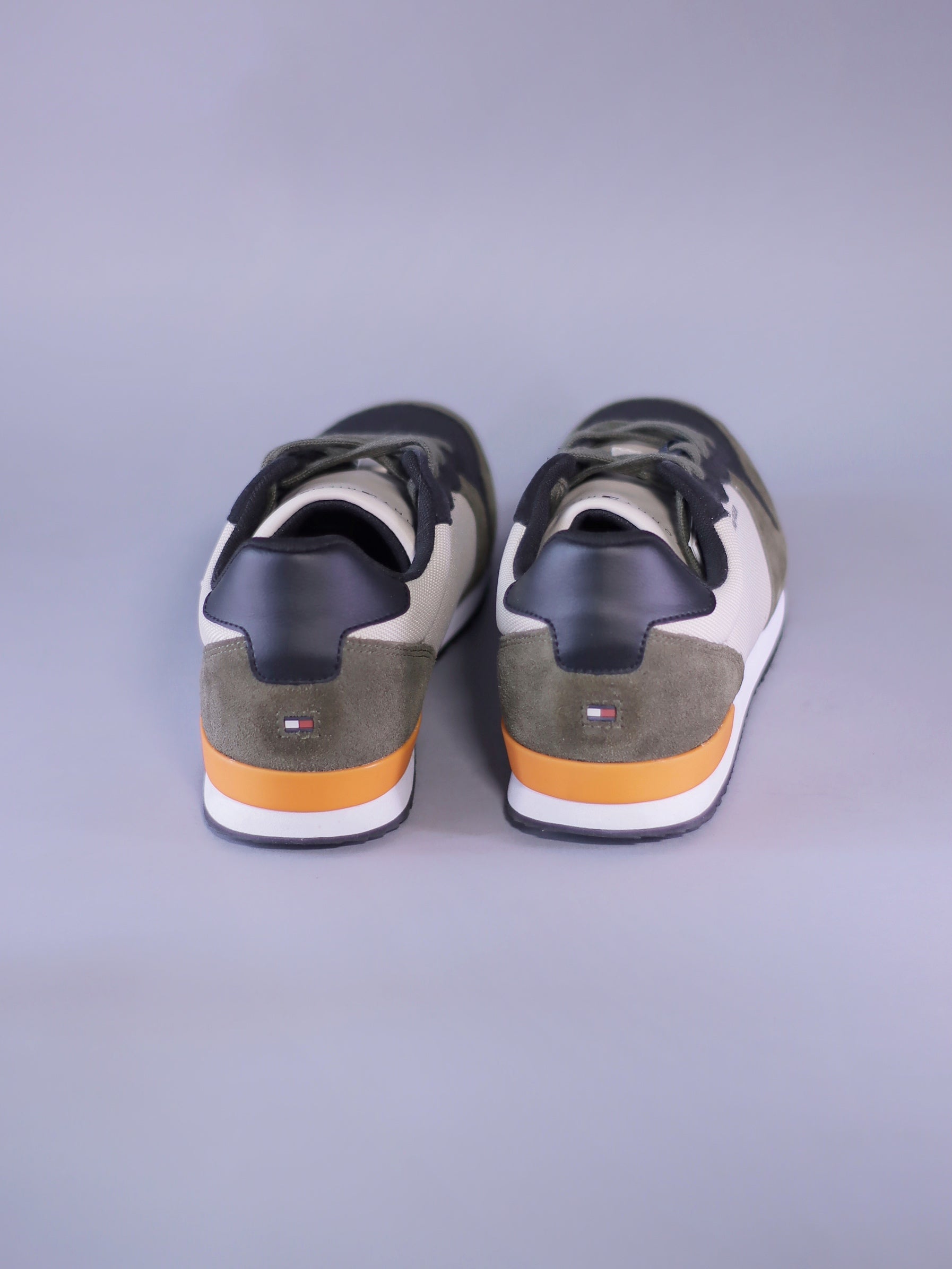 TENIS TOMMY HILFIGER ICONIC MATERIAL MIX RUNNER