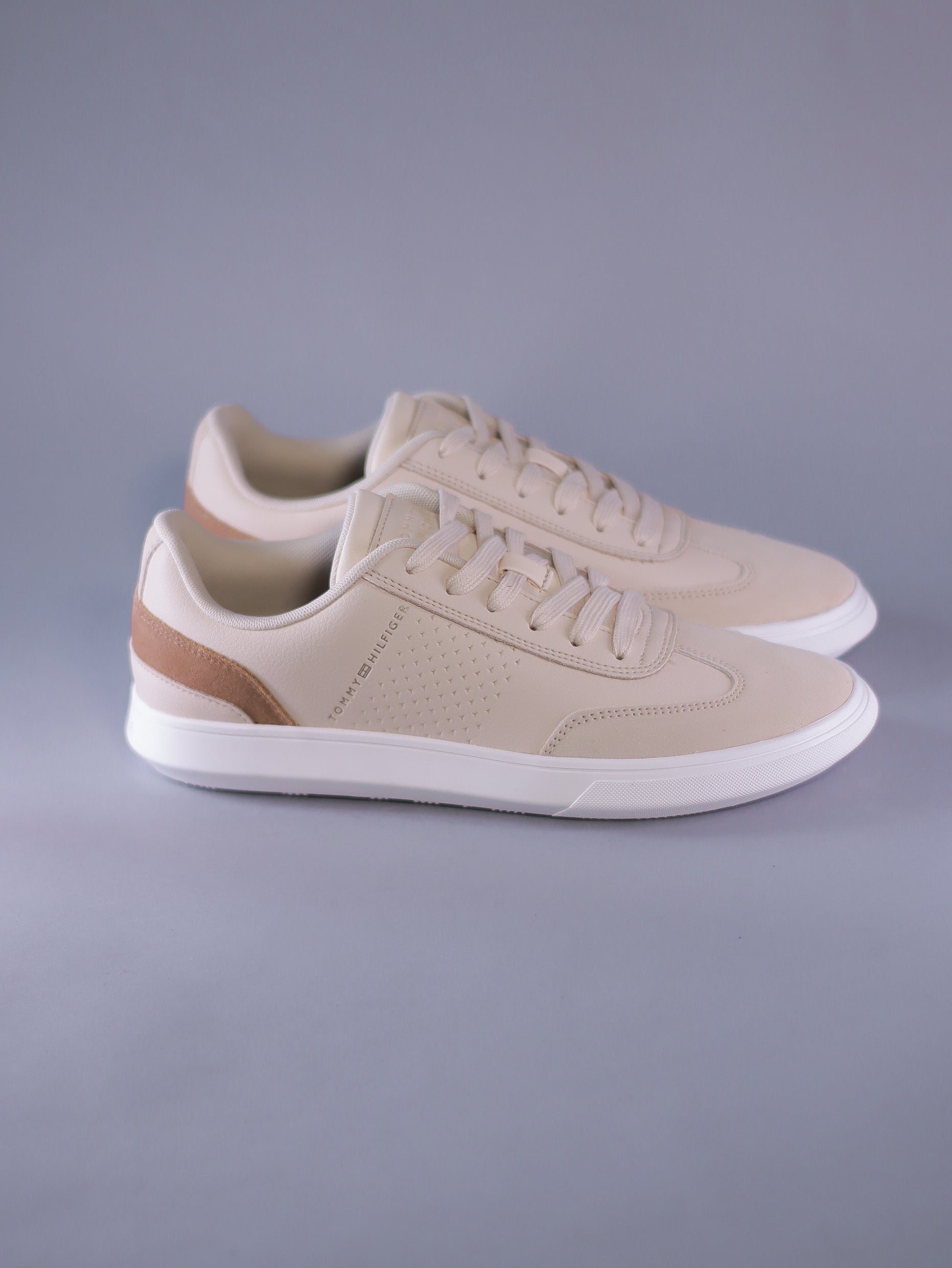 TOMMY HILFIGER CORPORATE SEASONAL CUP LEATHER