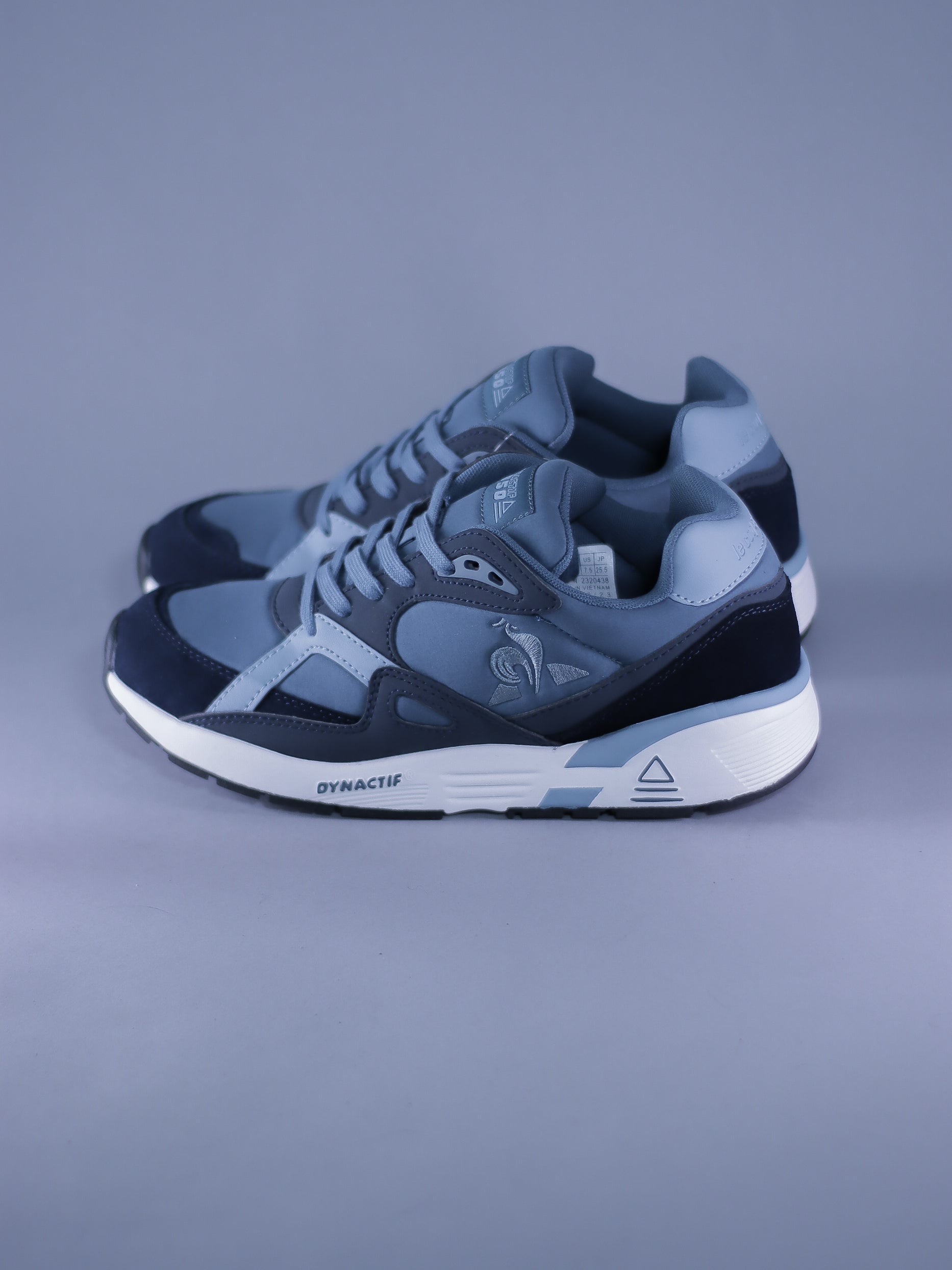 LE COQ SPORTIF LCS R850