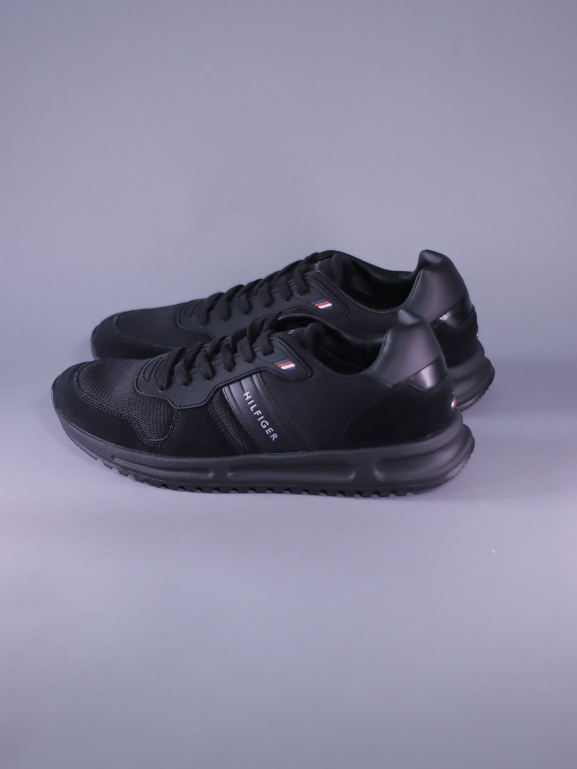 TOMMY HILFIGER MODERN CORPORATE MIX RUNNER