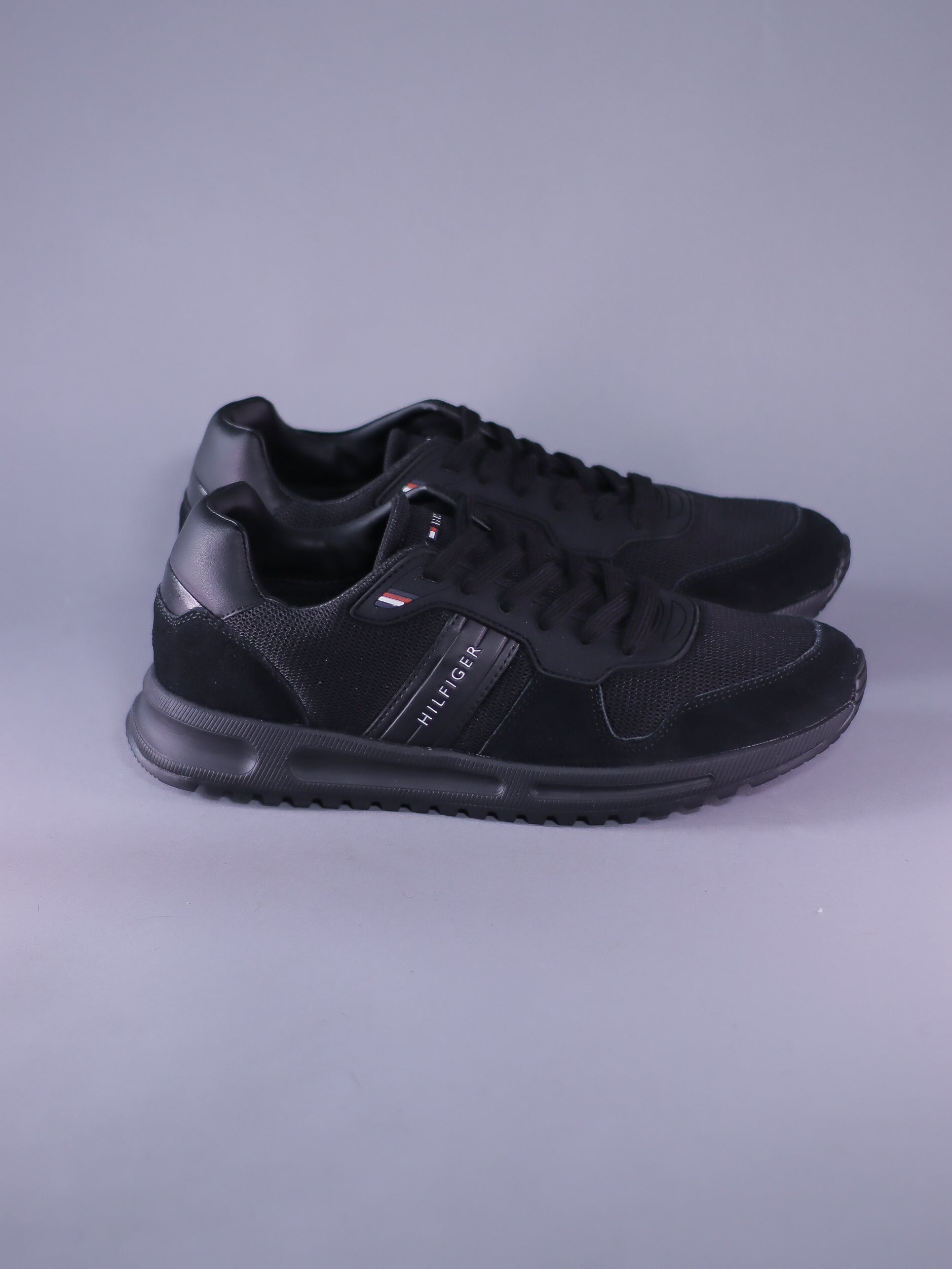 TOMMY HILFIGER MODERN CORPORATE MIX RUNNER
