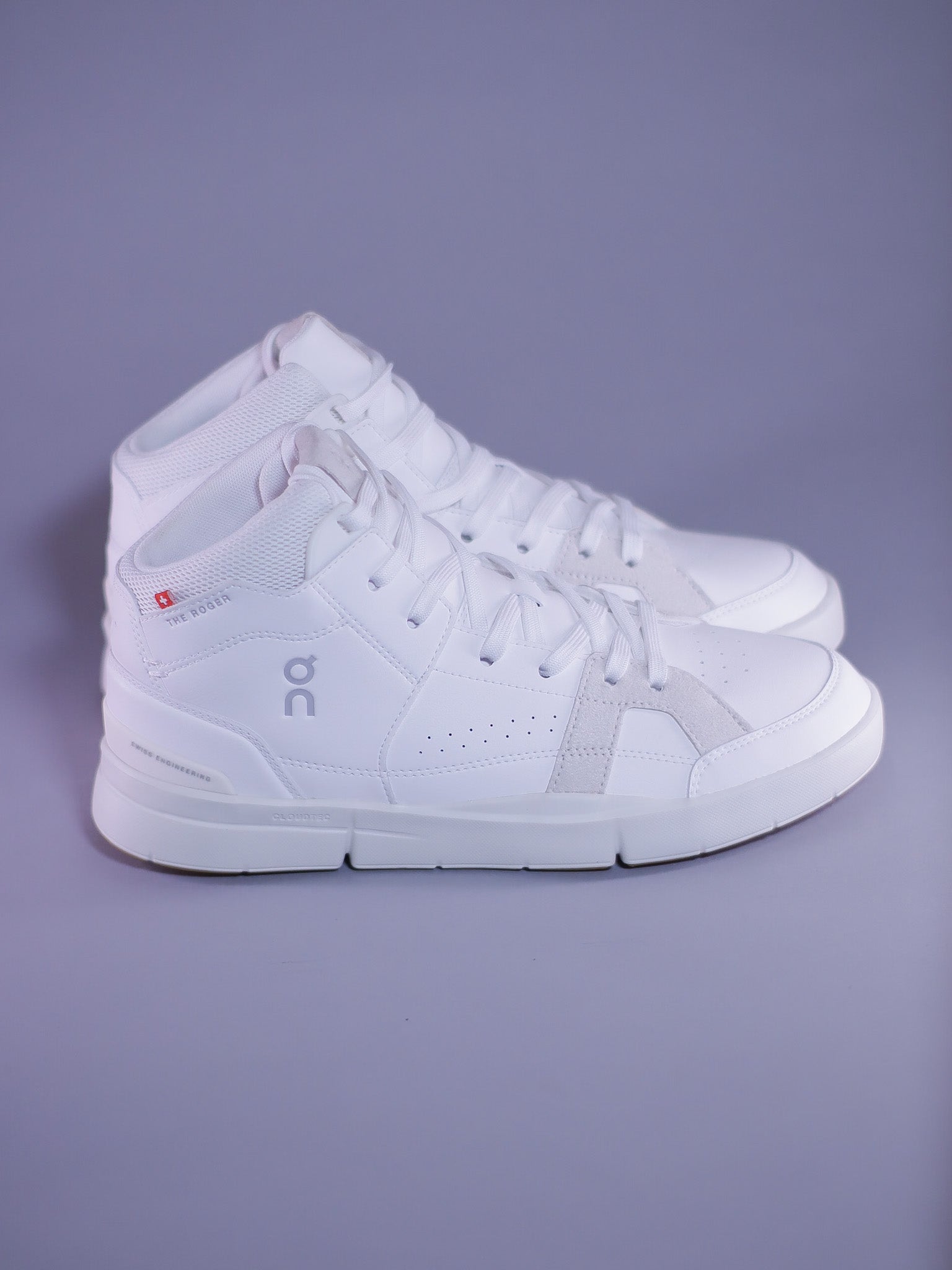 ON THE ROGER CLUB HOUSE MID