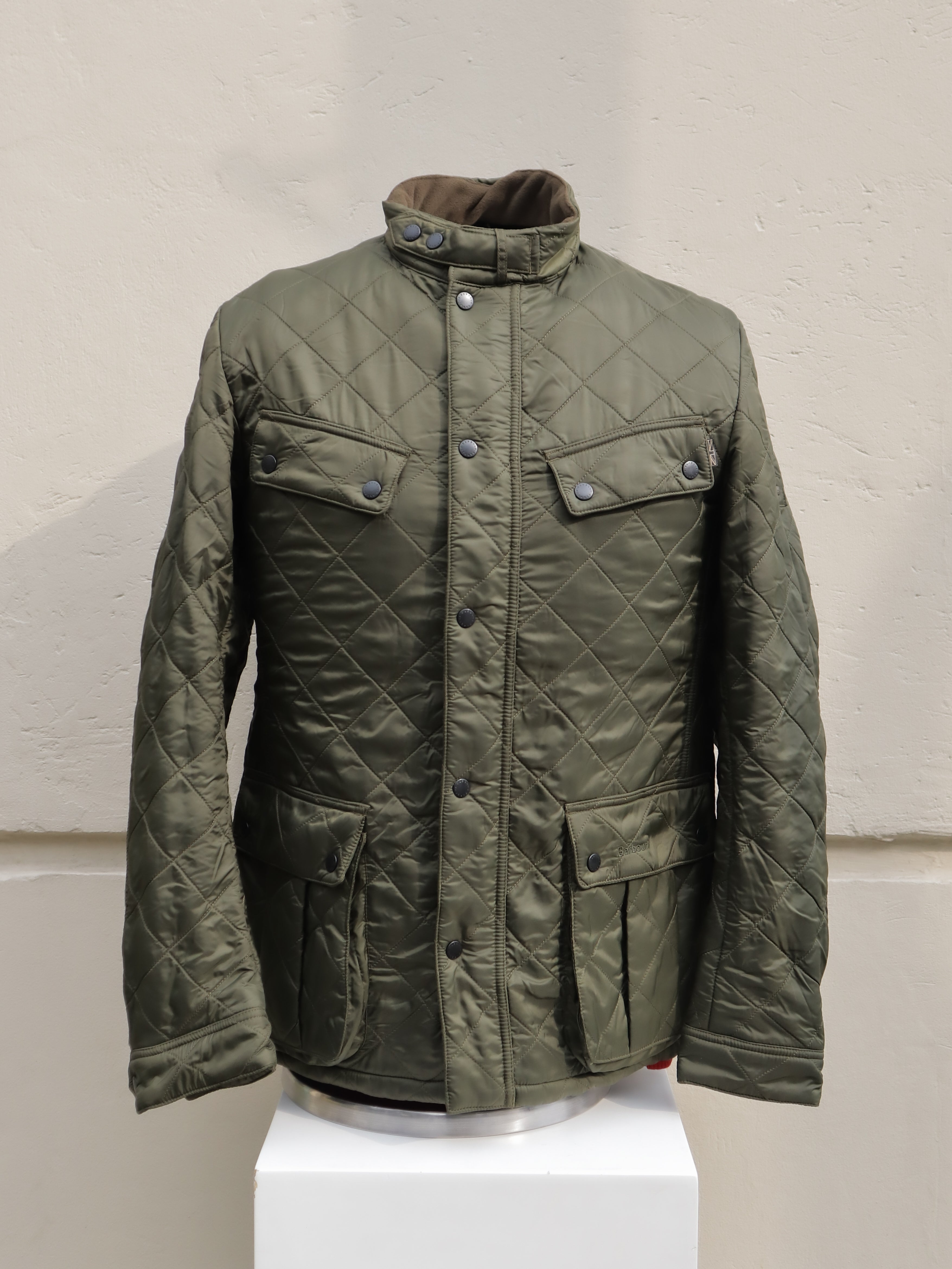 Chaqueta Barbour International Ariel Polarquilt Olive