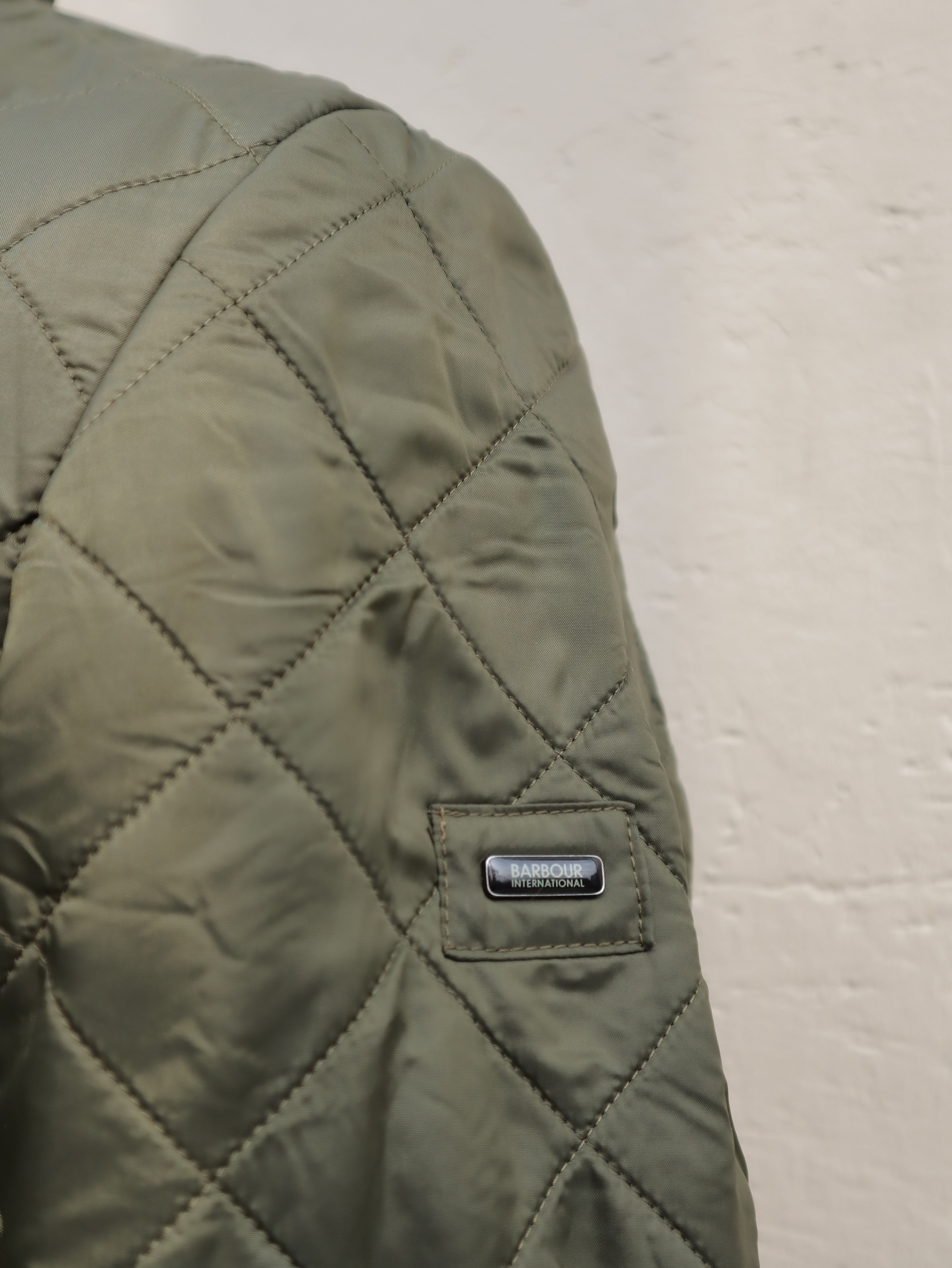 Chaqueta Barbour International Ariel Polarquilt Olive