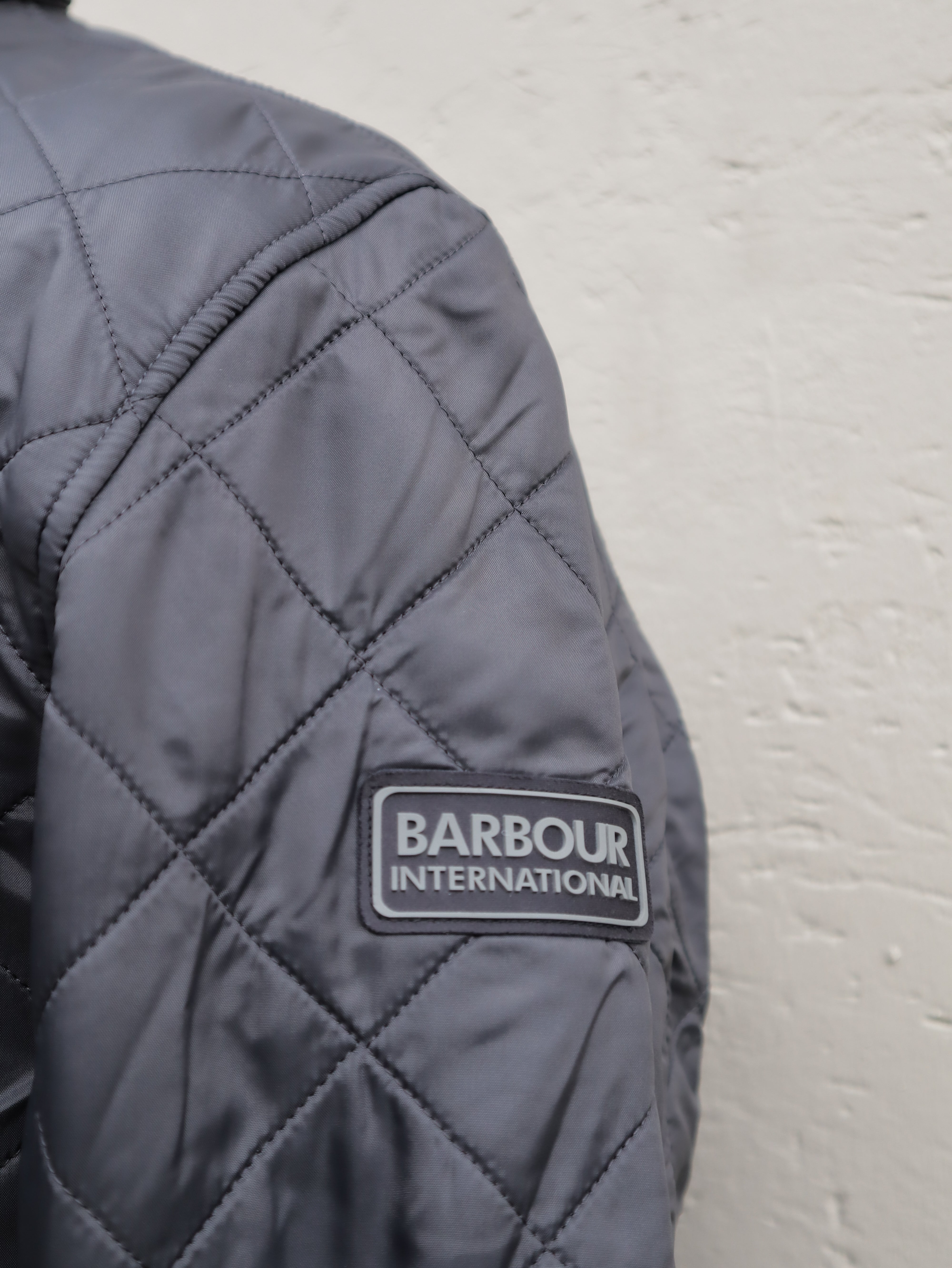 Chaqueta Barbour International Tourer Ariel Polarquilt