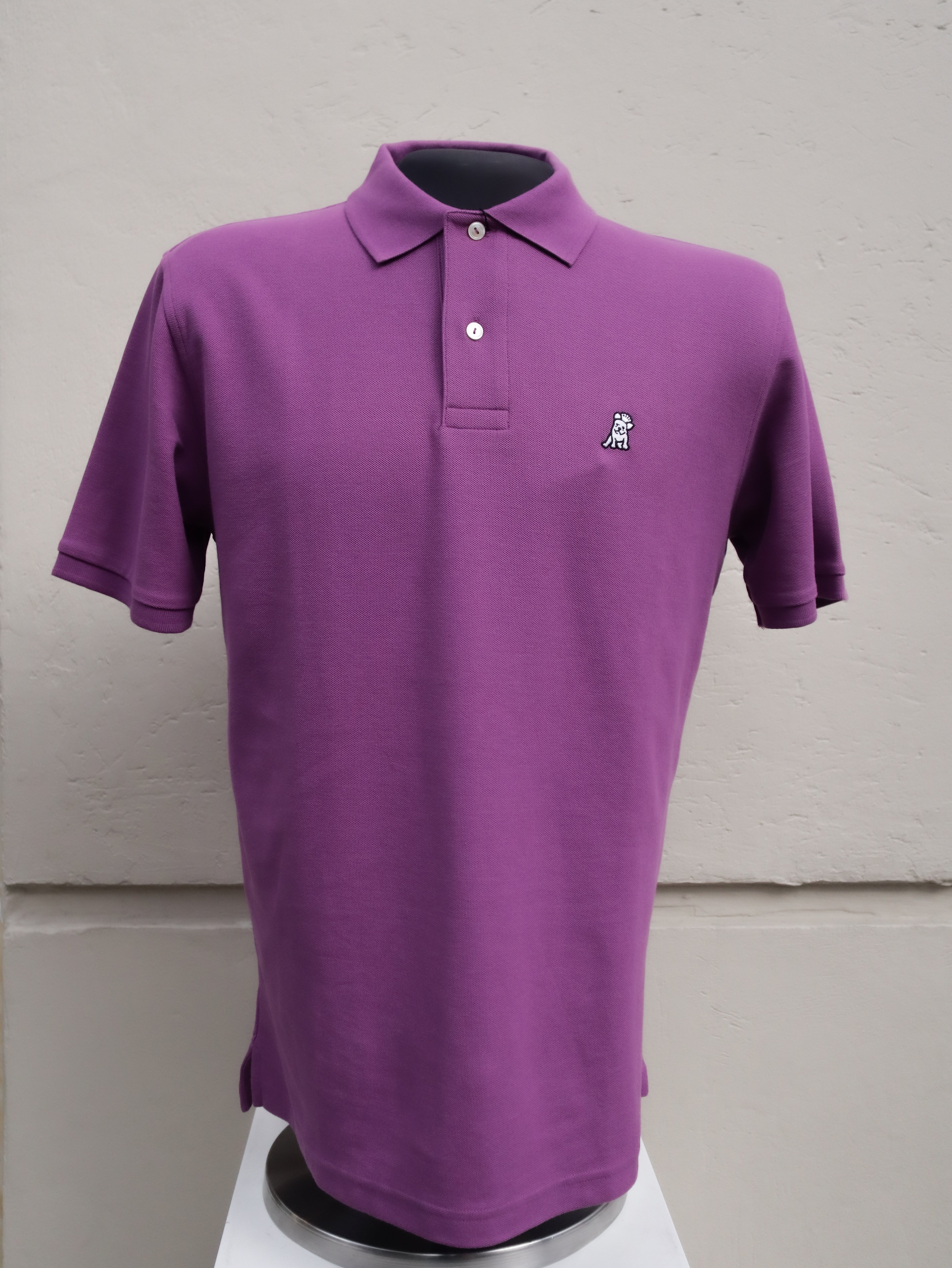 Camiseta Tipo Polo James Bark