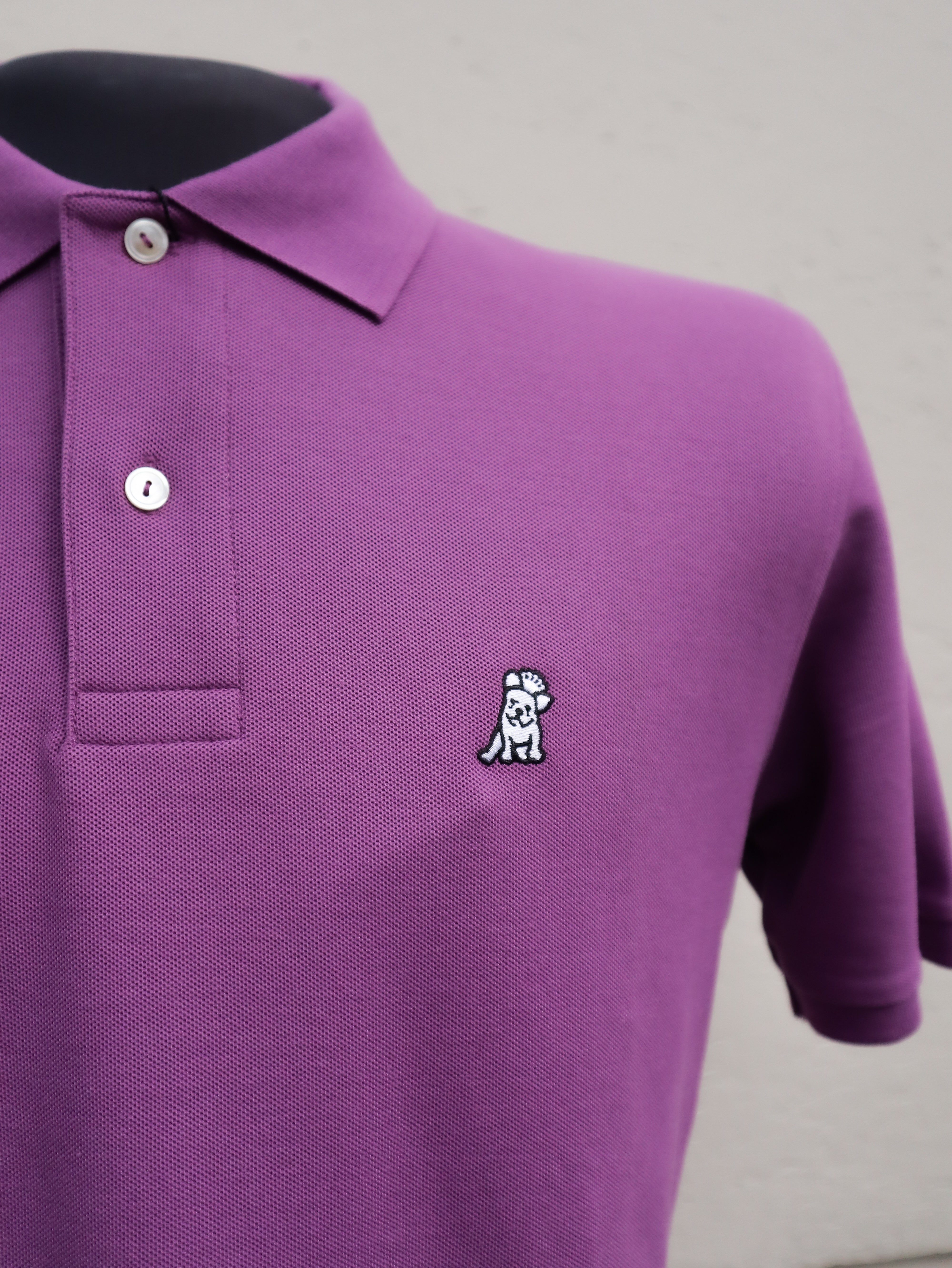 Camiseta Tipo Polo James Bark