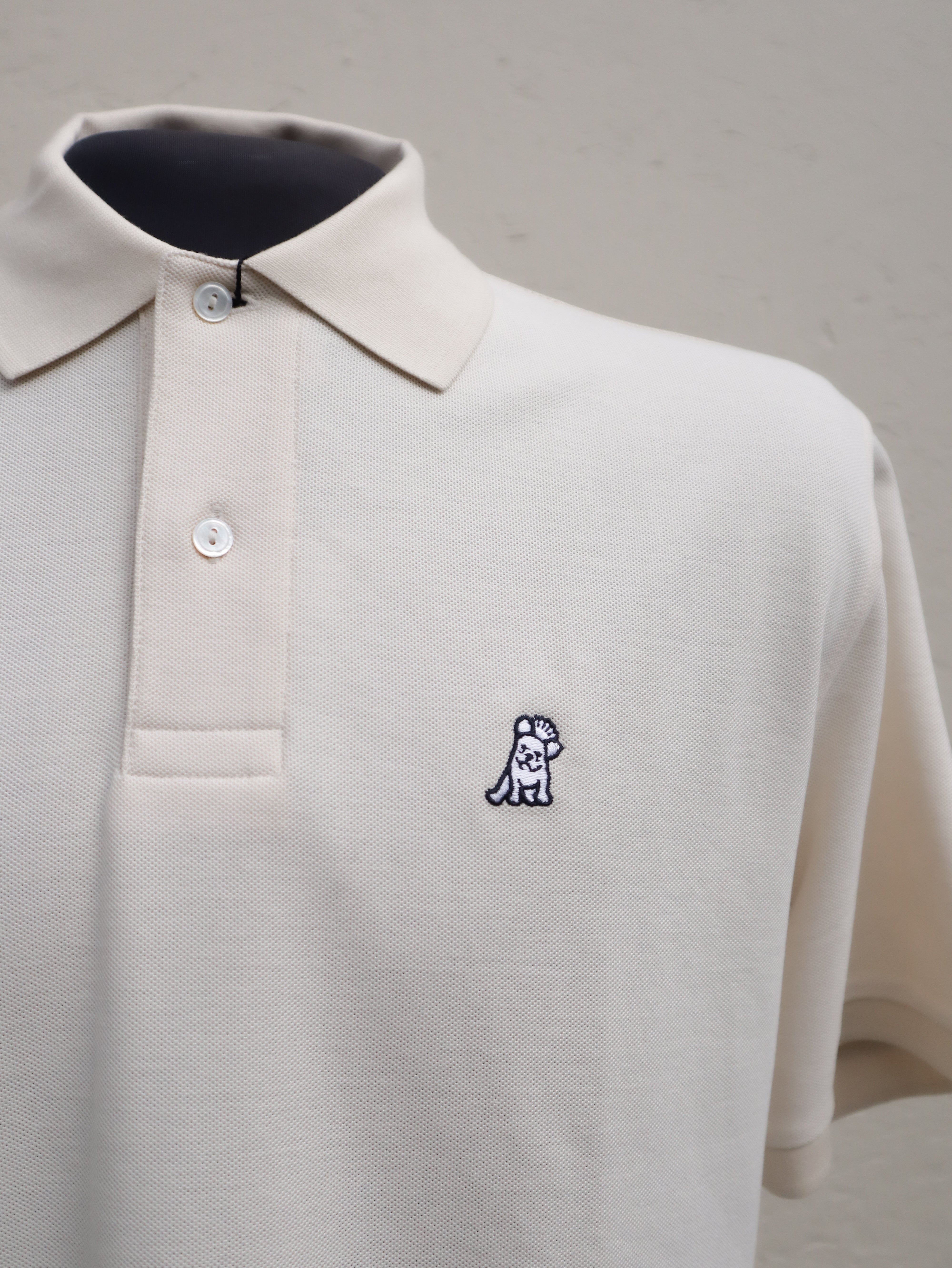 Camiseta Tipo Polo James Bark