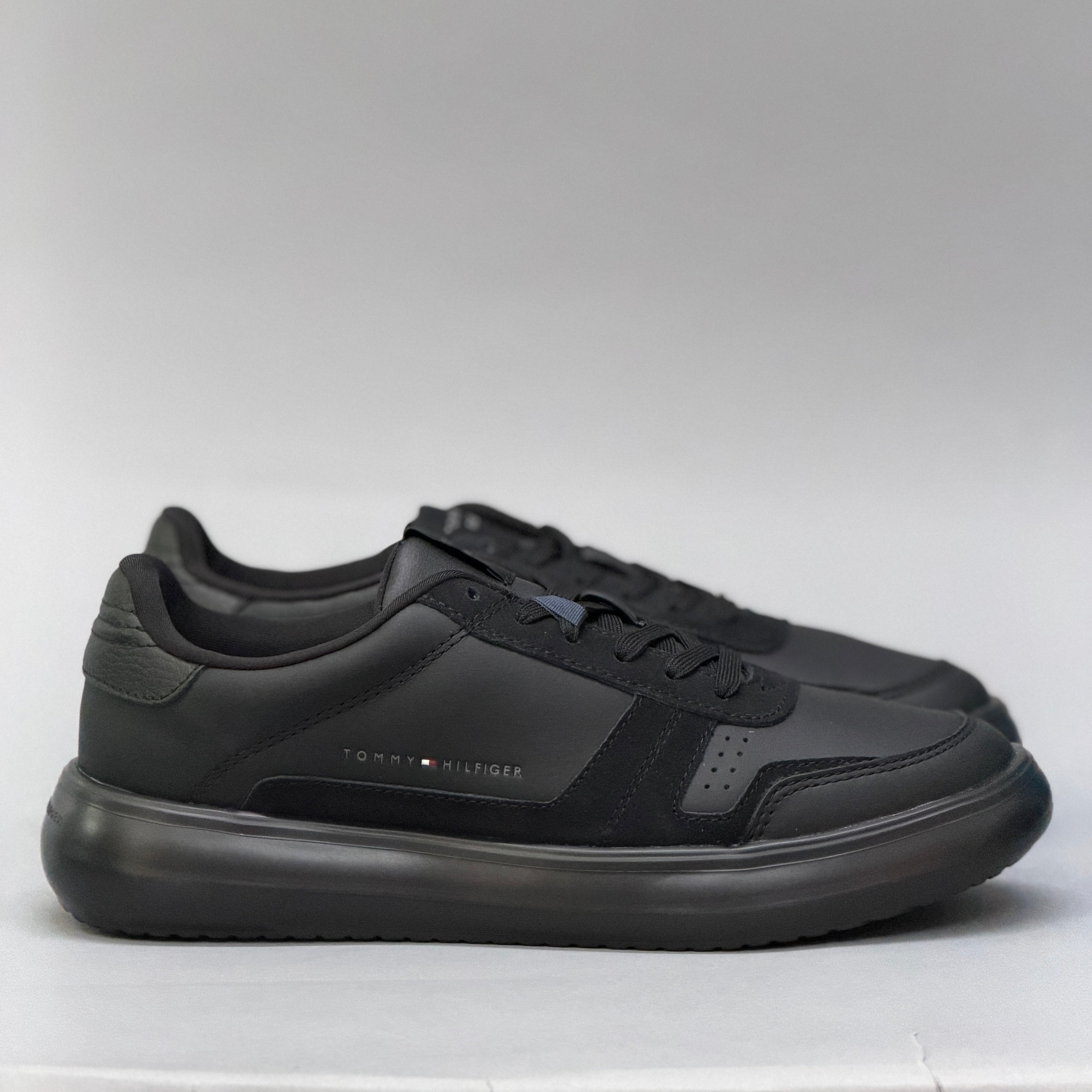 CALZADO HOMBRE TOMMY HILFIGER MODERN LIGHTCUP LTH WL FM0FM05636BDS
