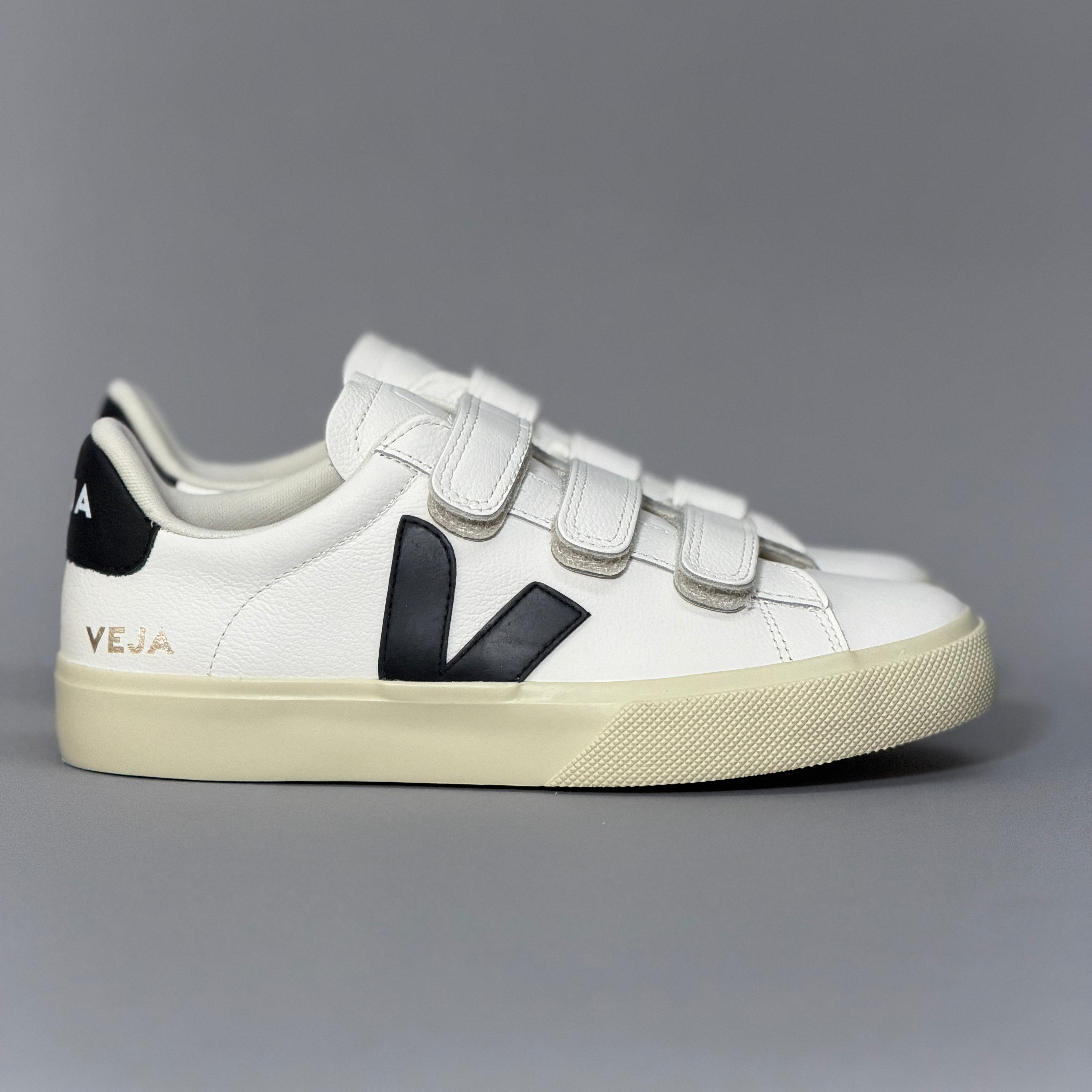 CALZADO MUJER VEJA RECIFE LOGO LEATHER RC0502790A