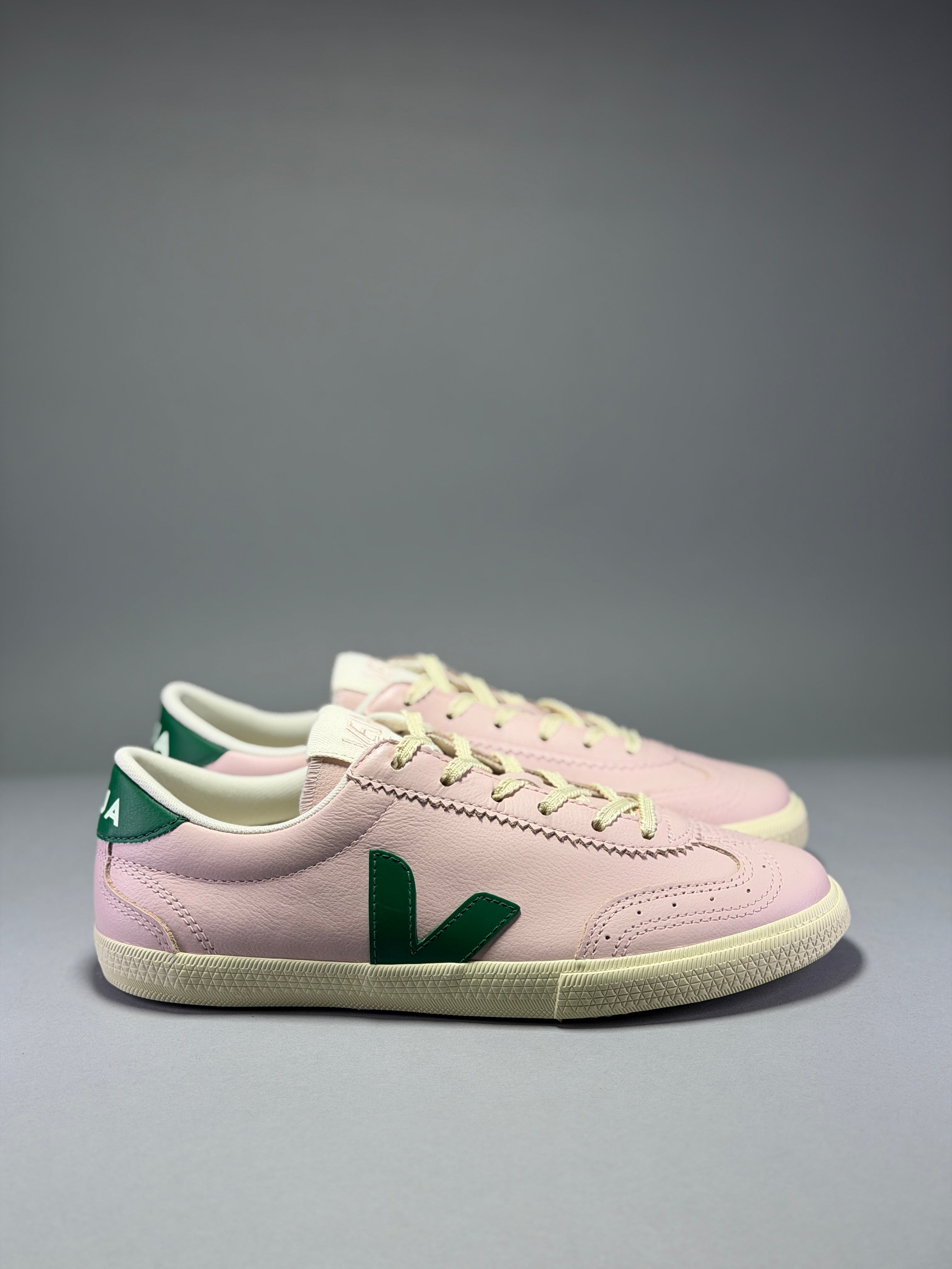 CALZADO MUJER VEJA VOLLEY OT LEATHER VO2021431A