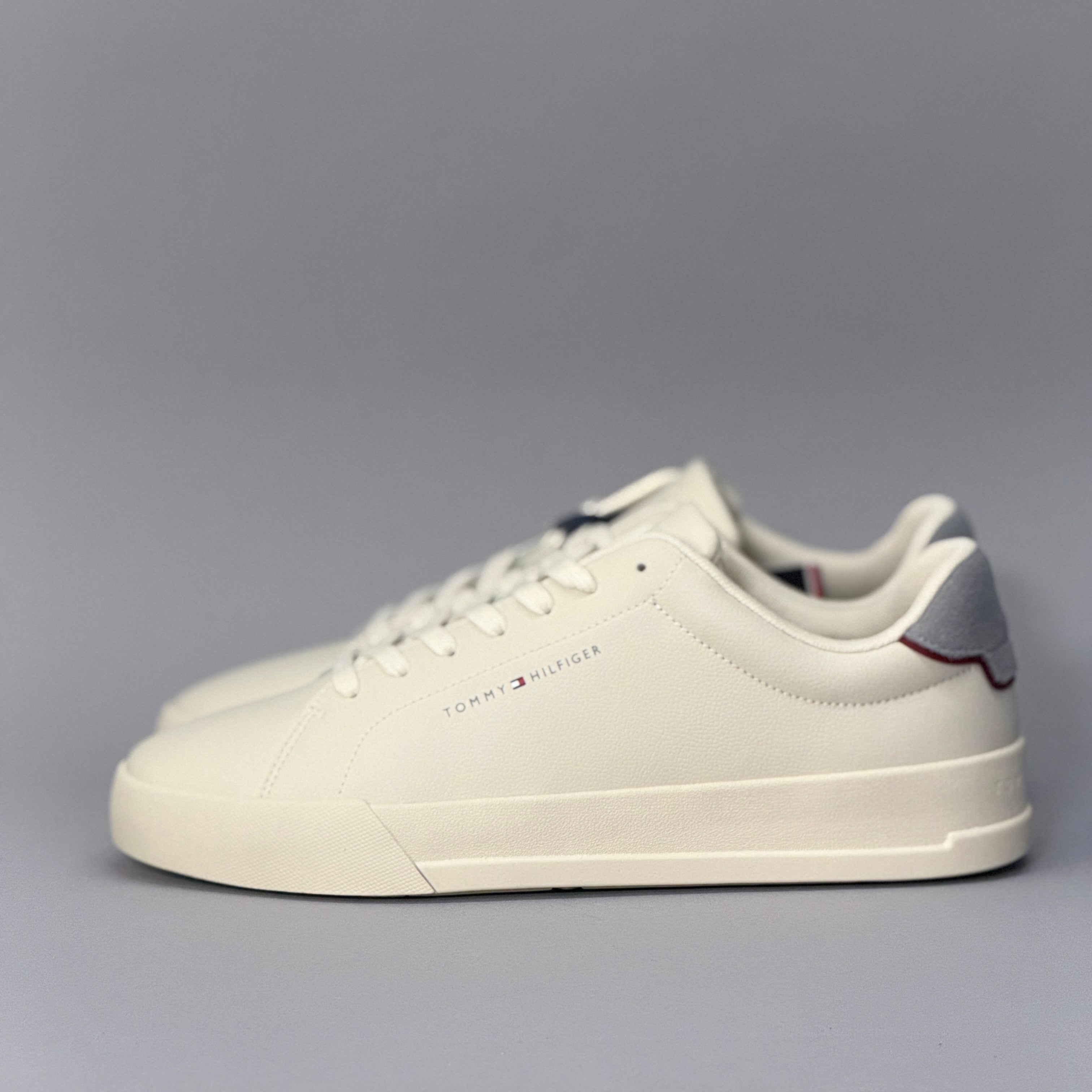 CALZADO HOMBRE TOMMY HILFIGER TH COURT LTH DETAILS ESS FM0FM05367_0F4