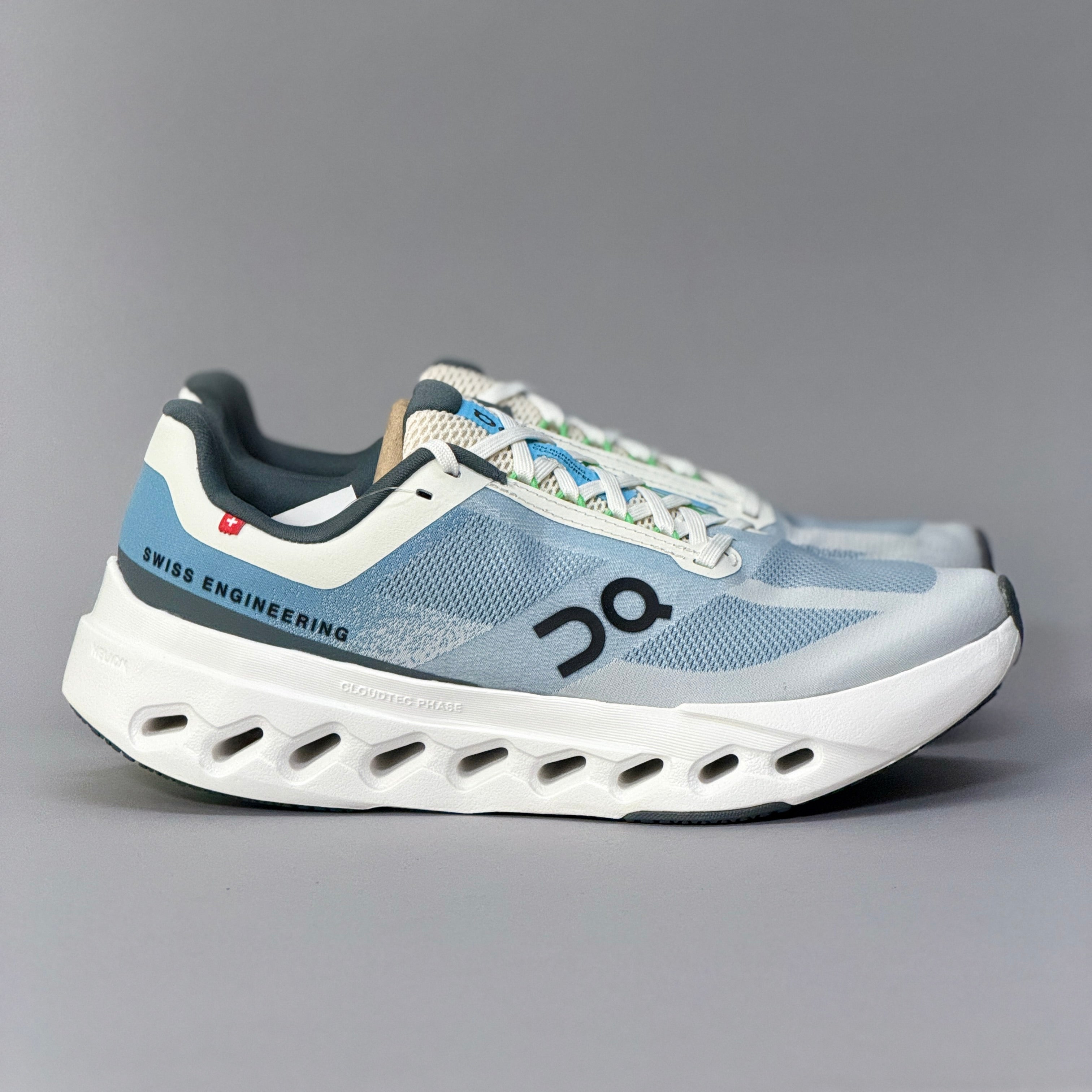 CALZADO ON RUNNING MUJER CLOUDSURFER NEXT  3WE30051025