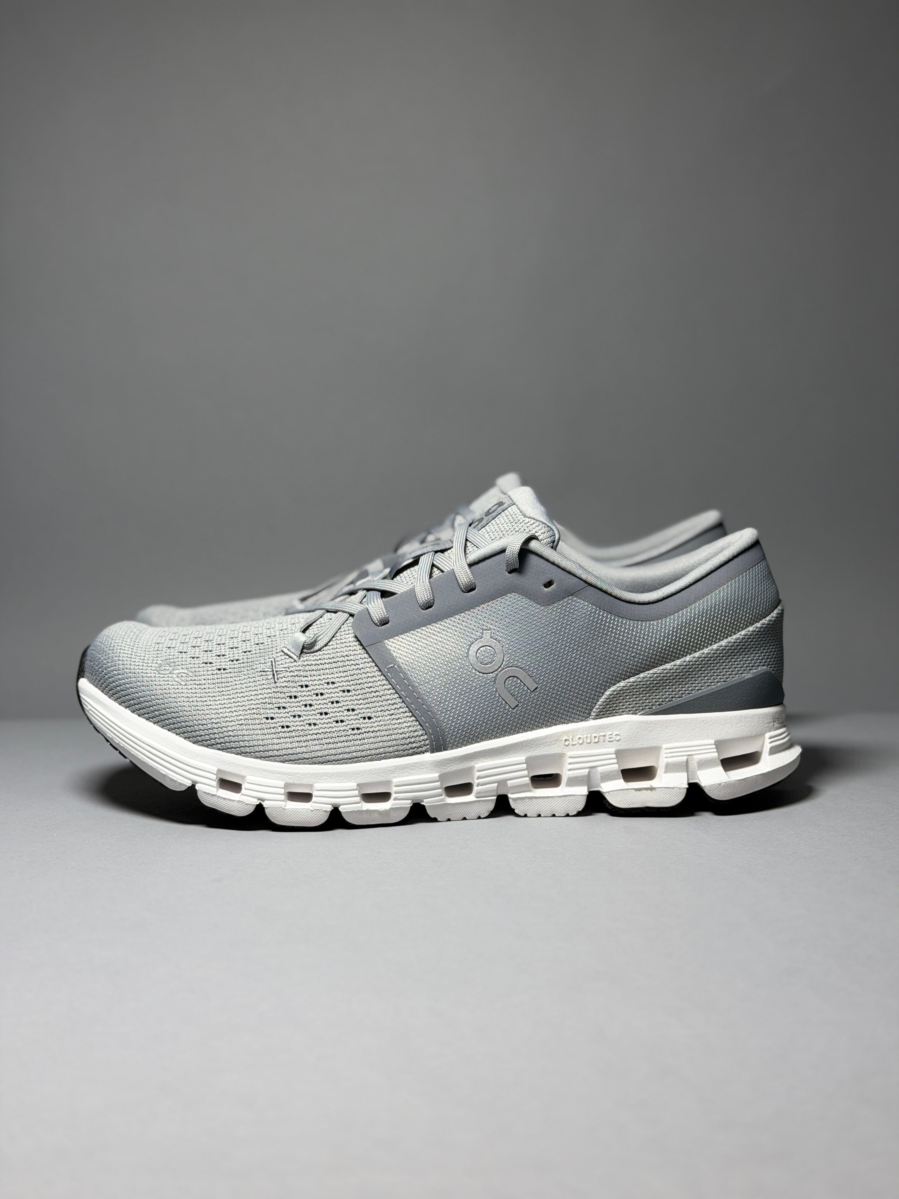 ON RUNNING CLOUD X 4 3ME30043228 HOMBRE