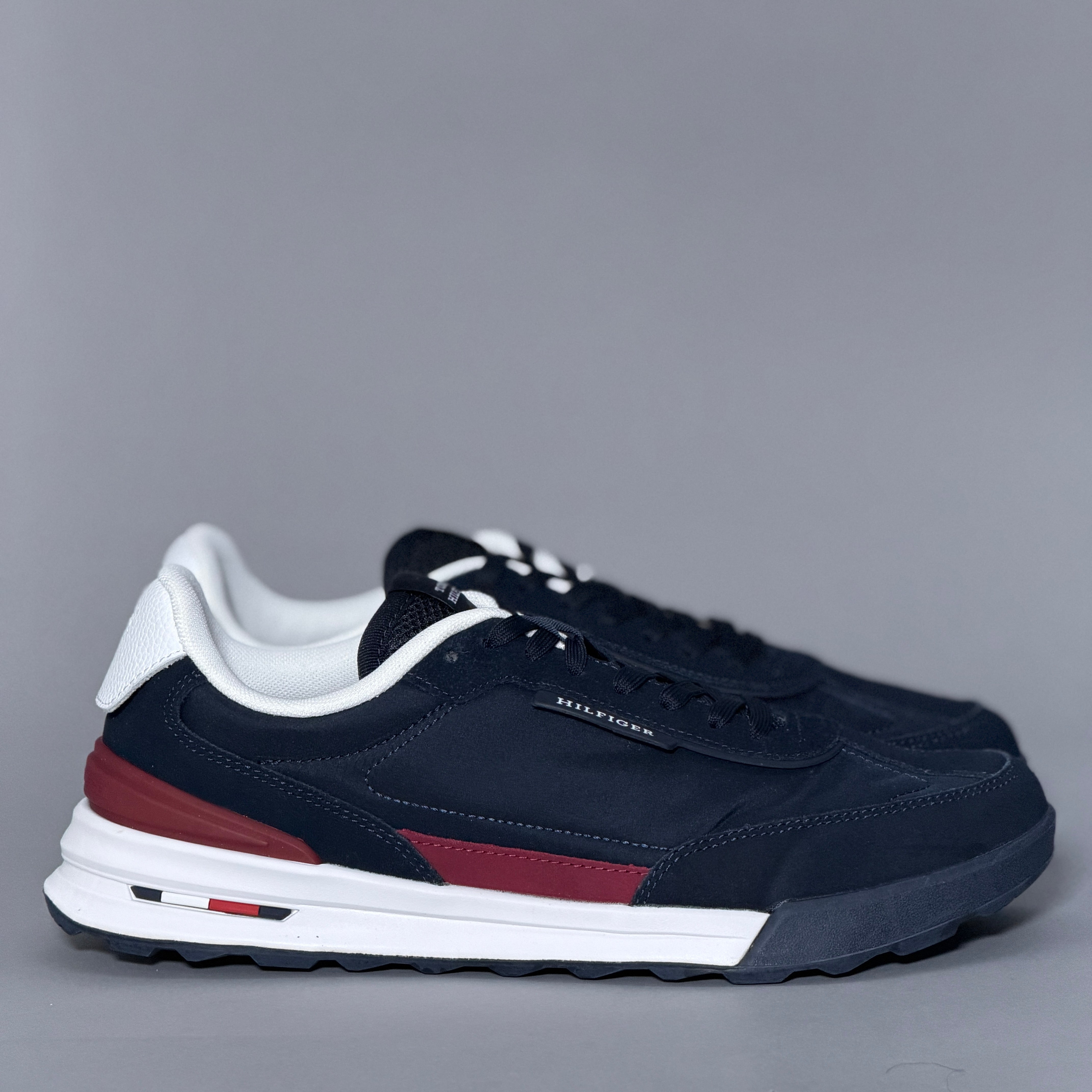 CALZADO HOMBRE TOMMY HILFIGER RETRO RUNNER NYLON MIX FM0FM05523DW5