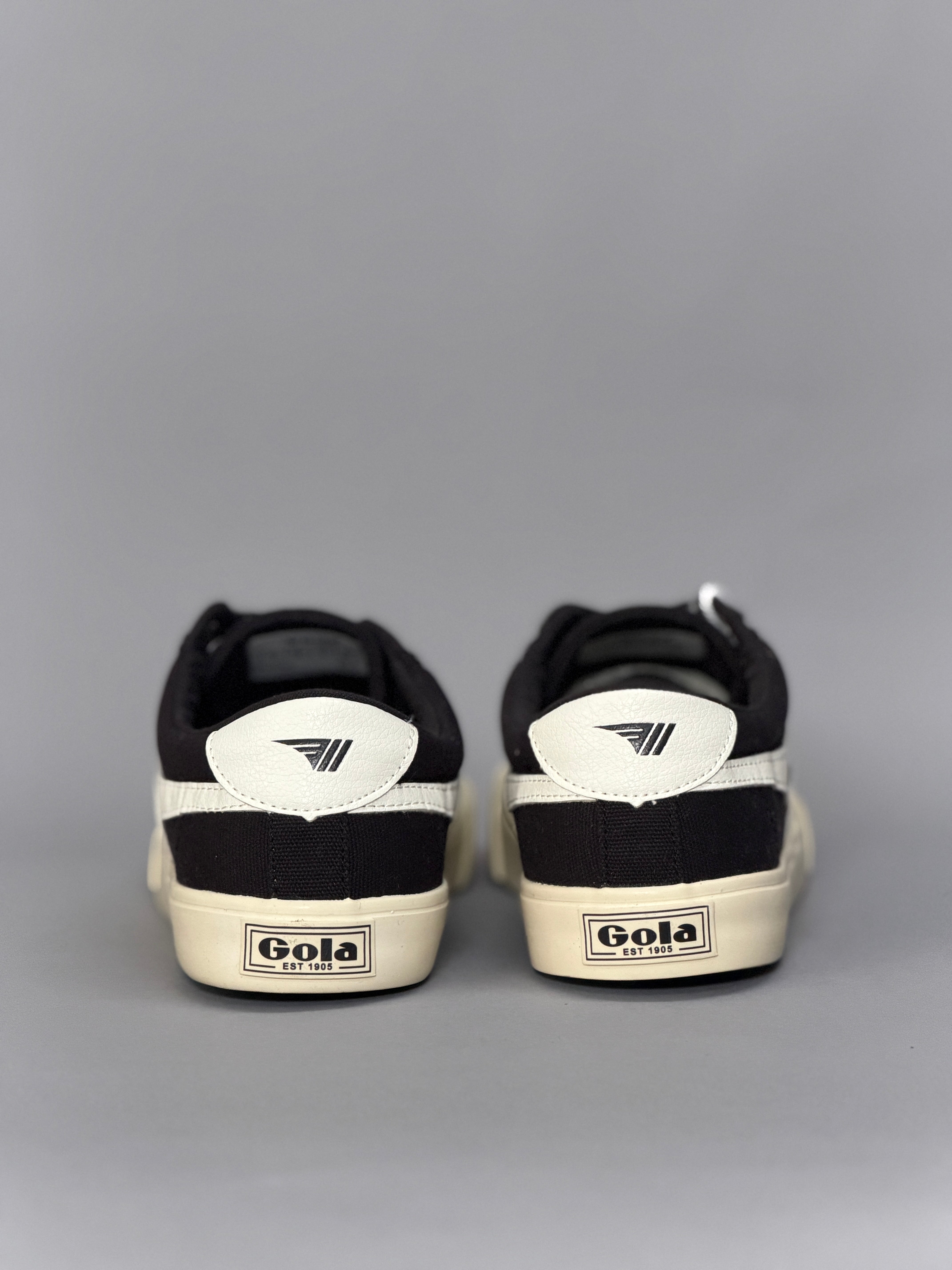 TENIS GOLA VARSITY CMA331BW HOMBRE