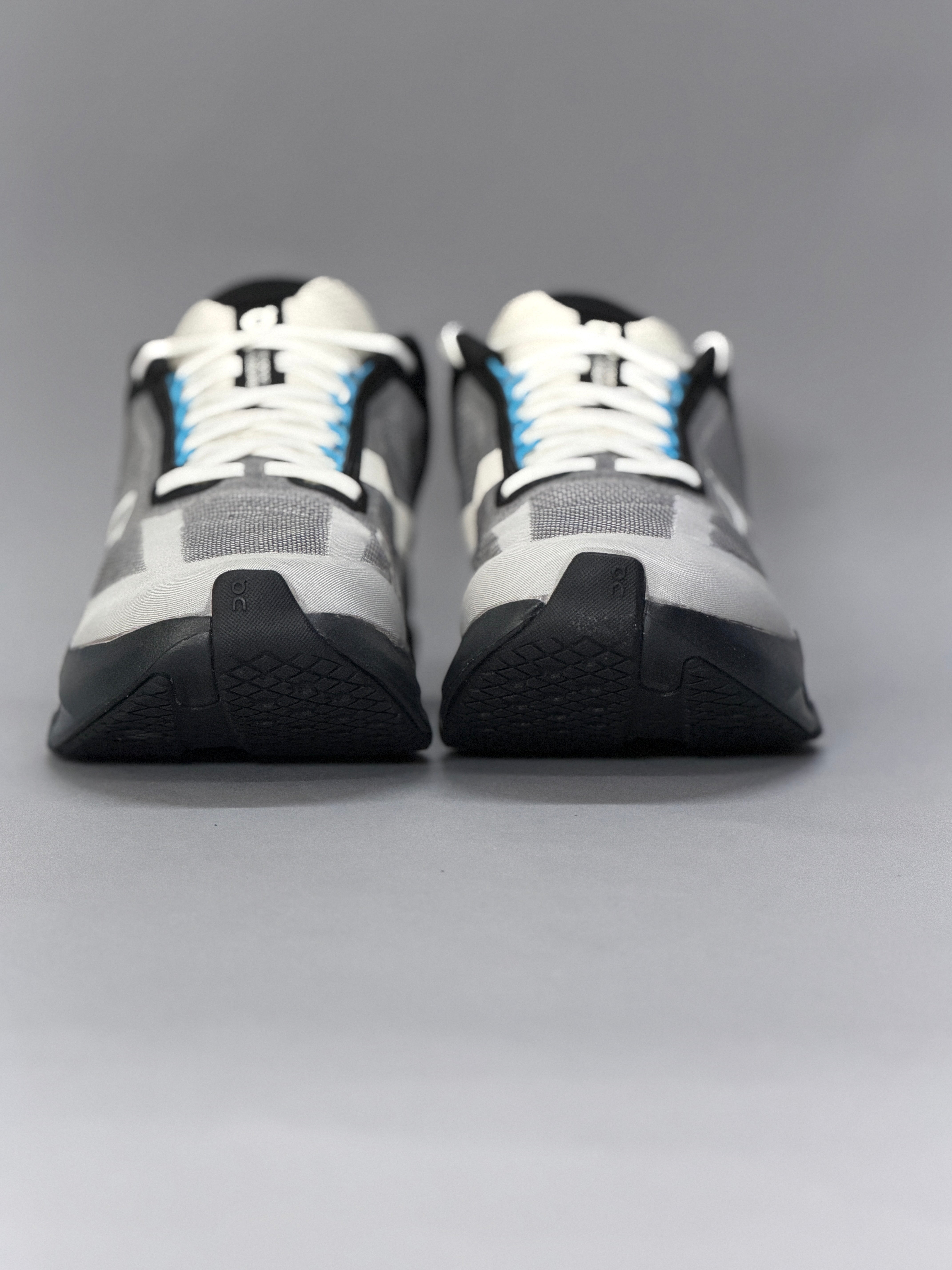 CALZADO ON RUNNING HOMBRE CLOUDSURFER NEXT 3ME30513714