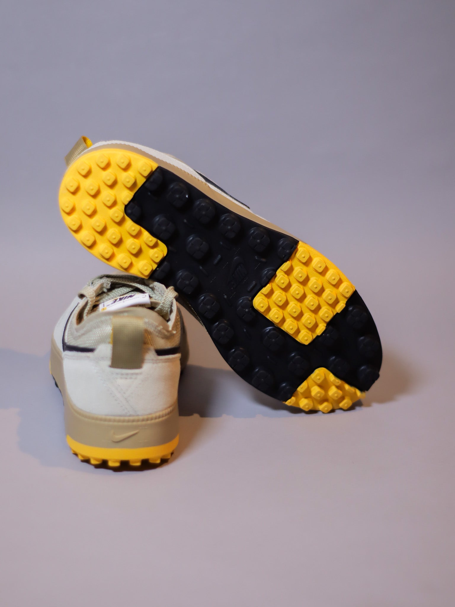 NIKE C1TY "Desert Khaki"