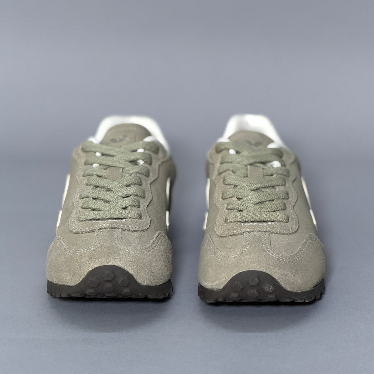 CALZADO MUJER VEJA GT SUEDE TAUPE_PIERRE AI0321656A