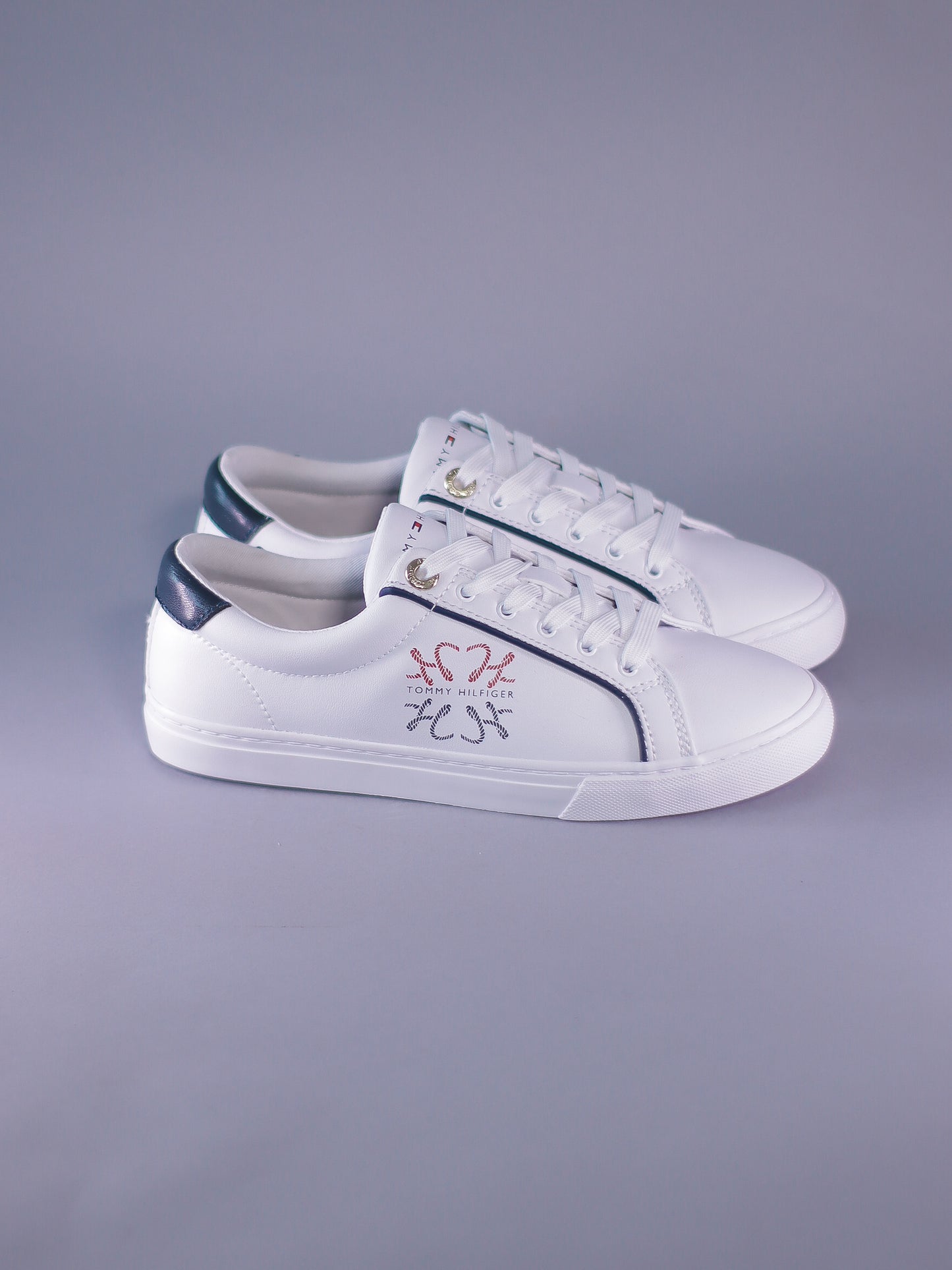 TOMMY HILFIGER IM ESSENTIAL GRAPHIC SNEAKER