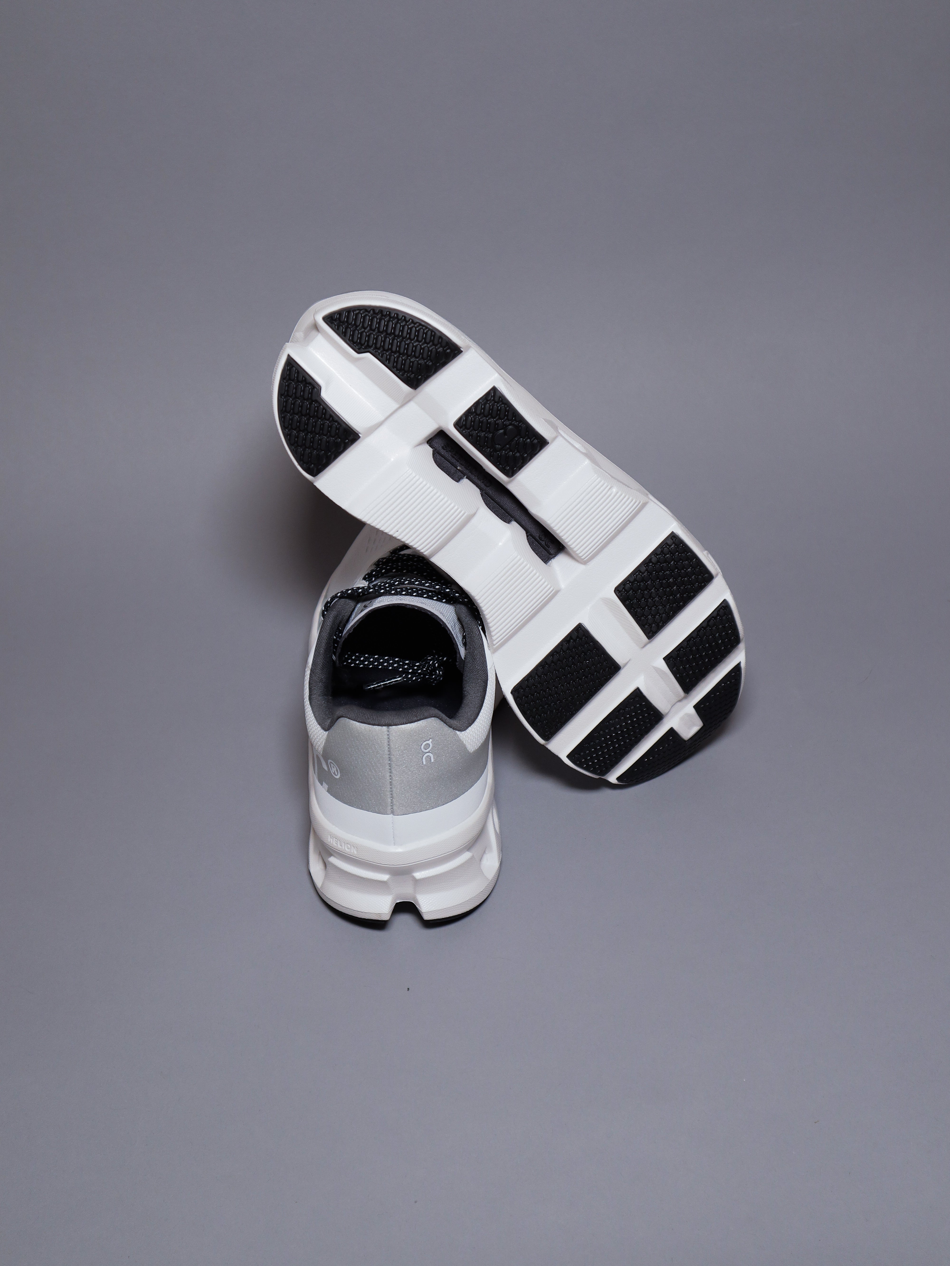 On Running CLOUDMONSTER Mujer